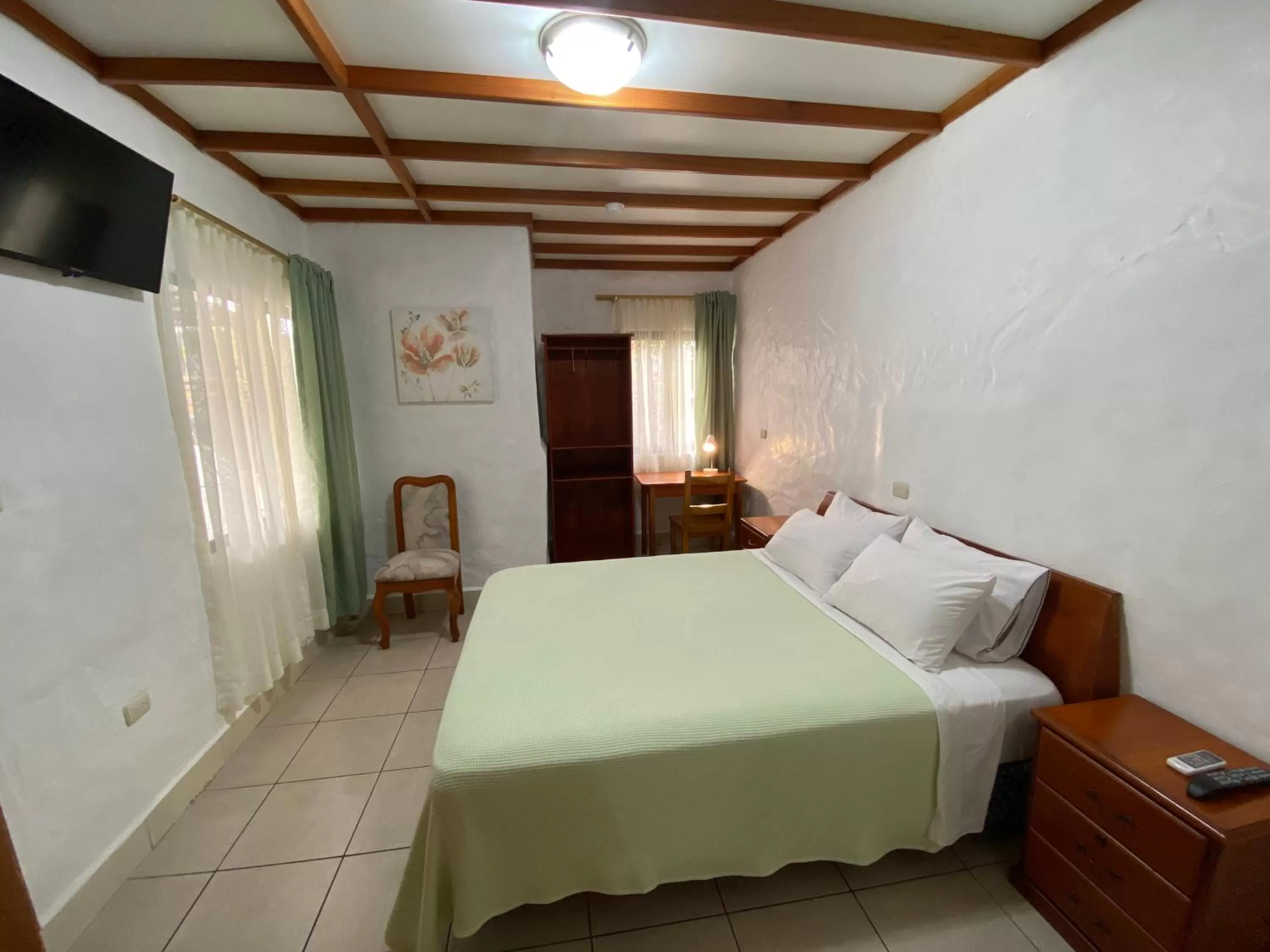 Bedroom, Bed in La Peregrina Galapagos B&B