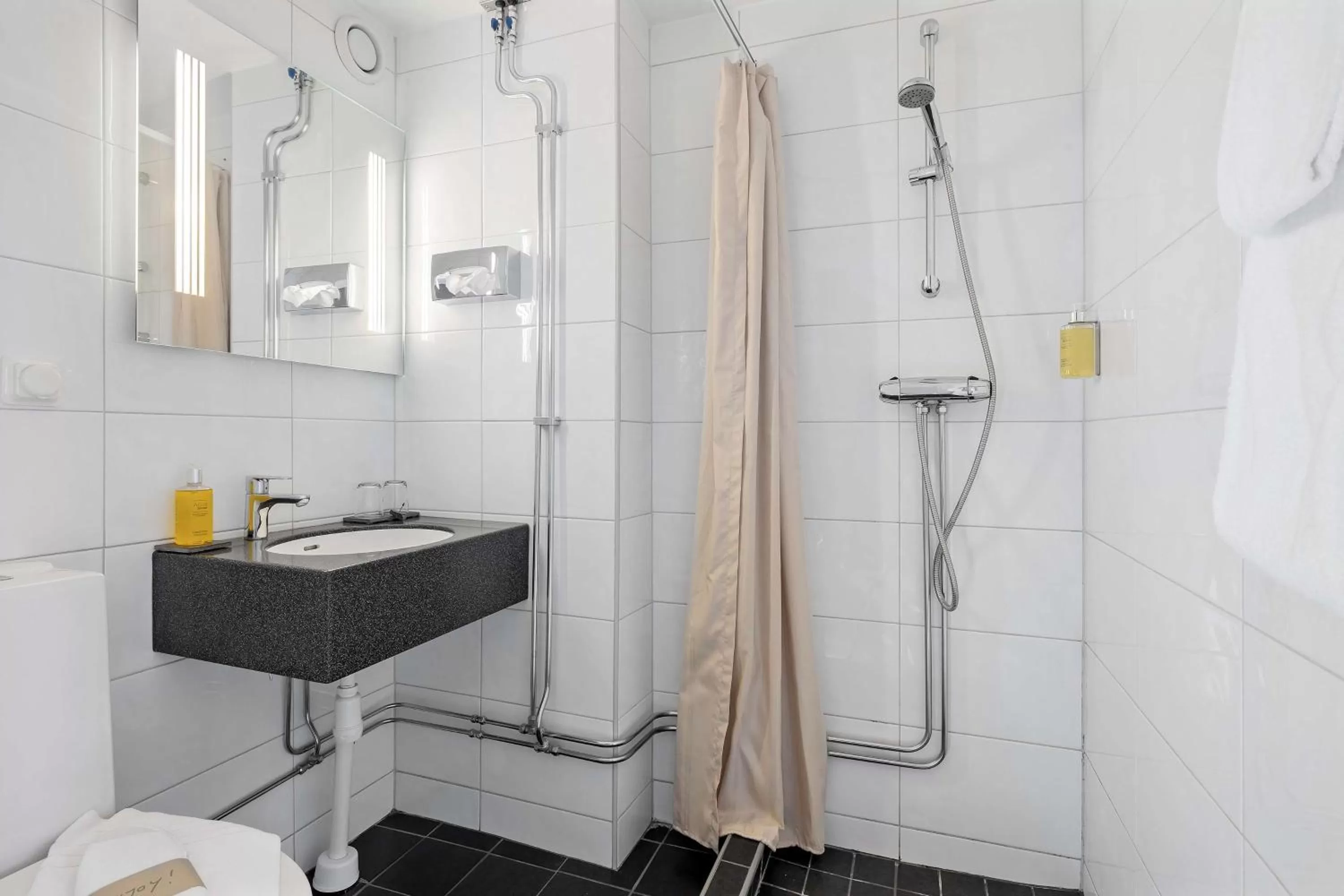 Bathroom in Centric Hotel