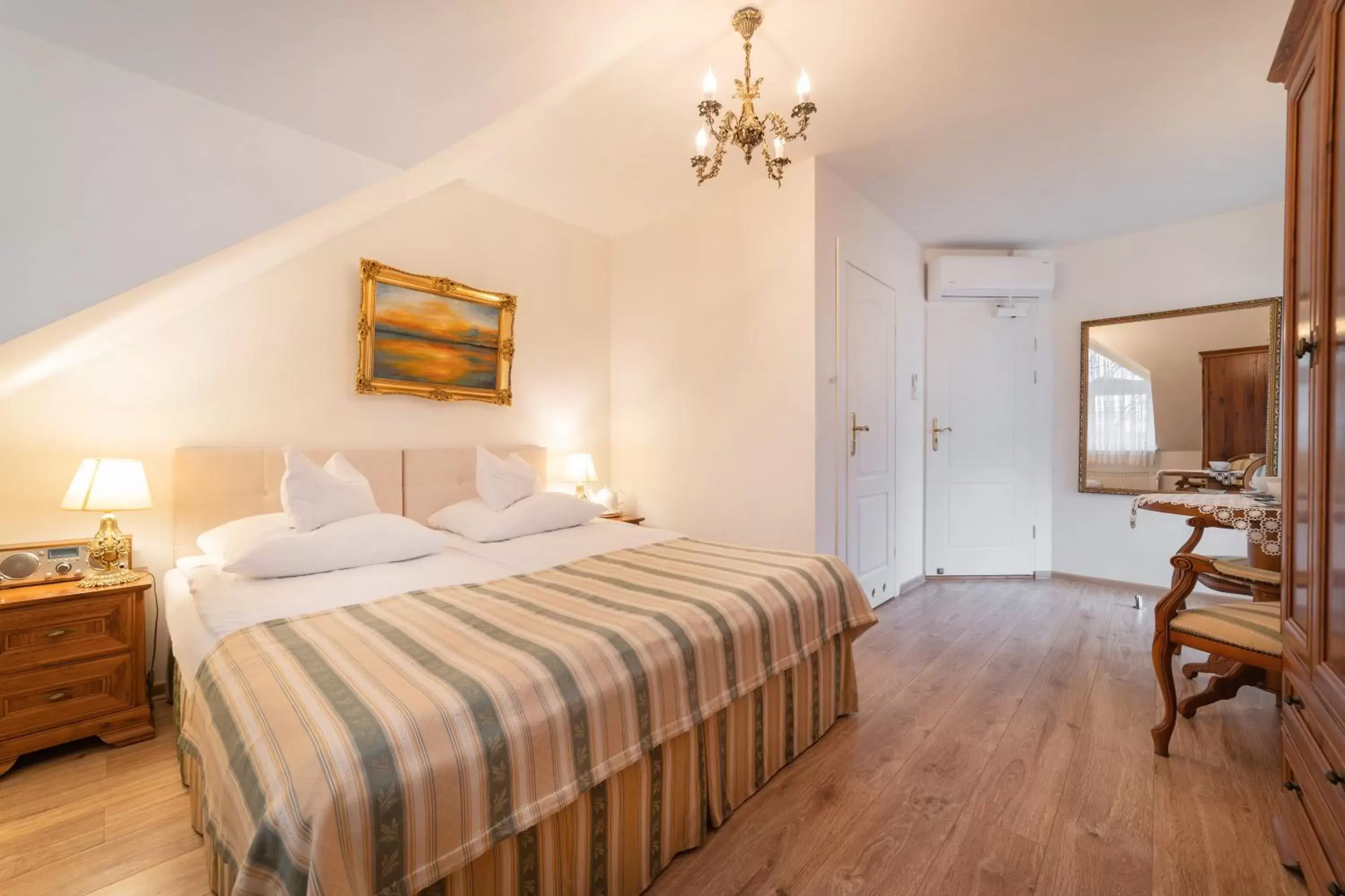 Double Room in Pensjonat & Restauracja Admirał Double Room in Pensjonat & Restauracja Admirał