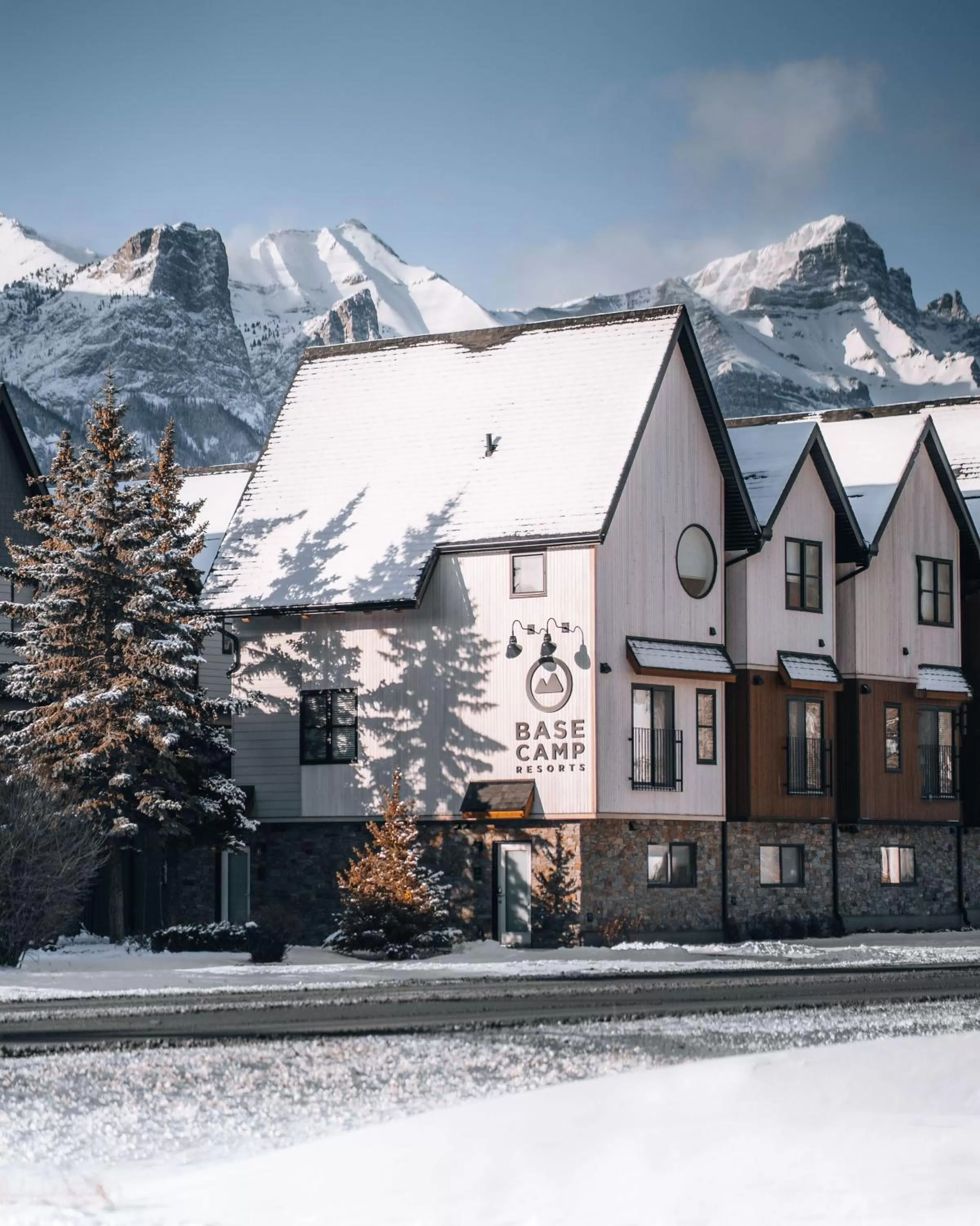 Property building in Basecamp Resorts Canmore