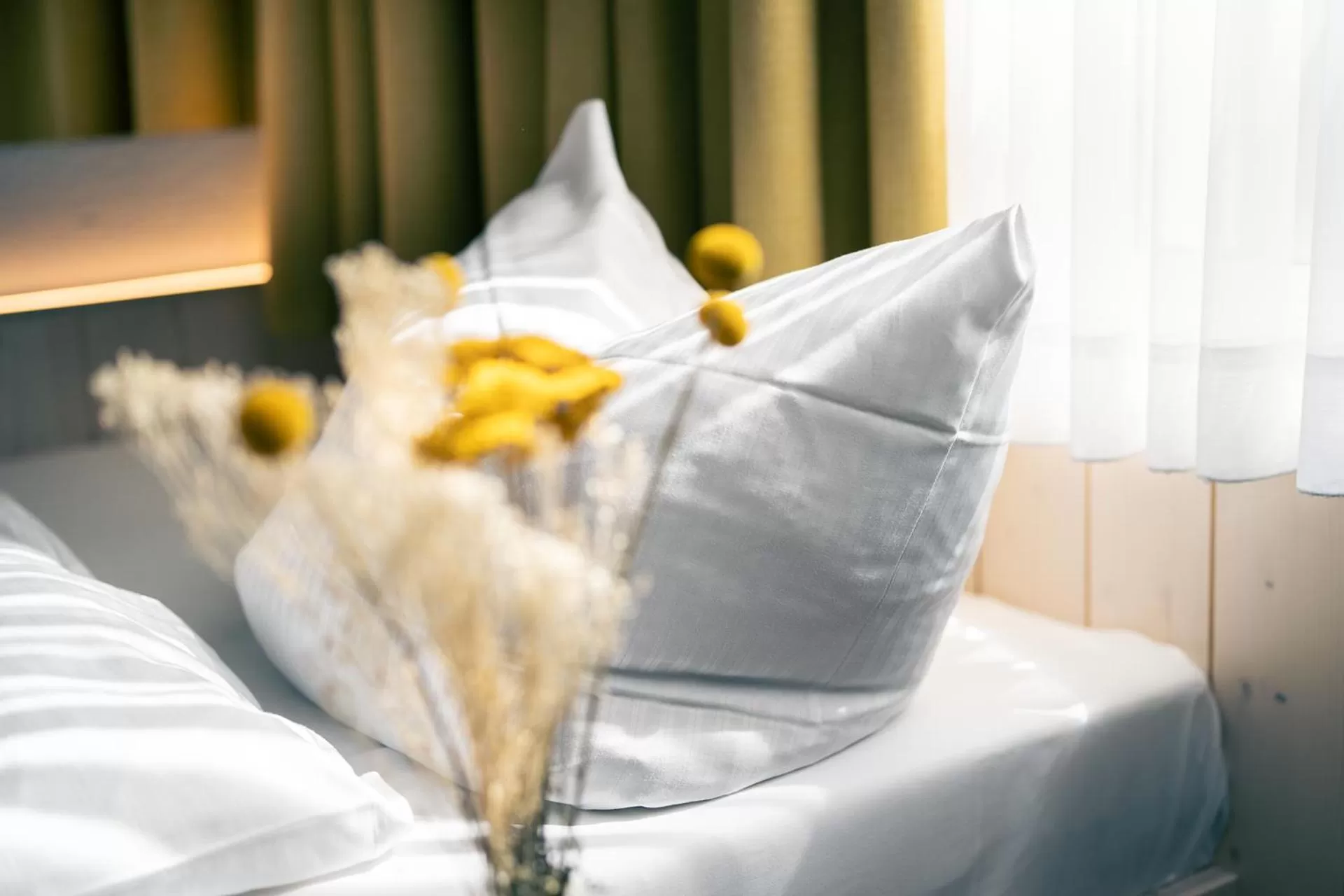 Bed in Gartenhotel Fettehenne