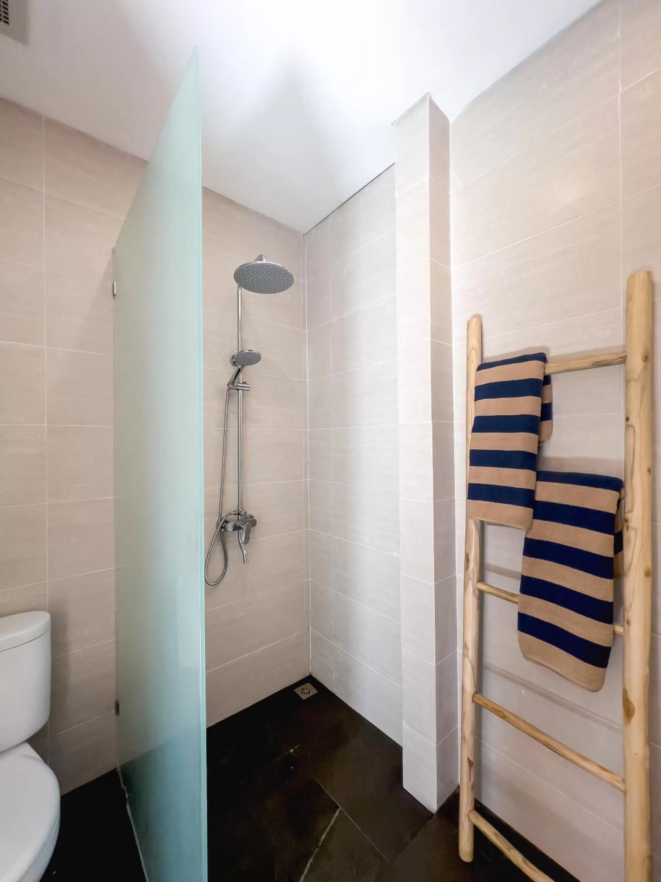 Shower in Puspa Ayu Villas & Apartments
