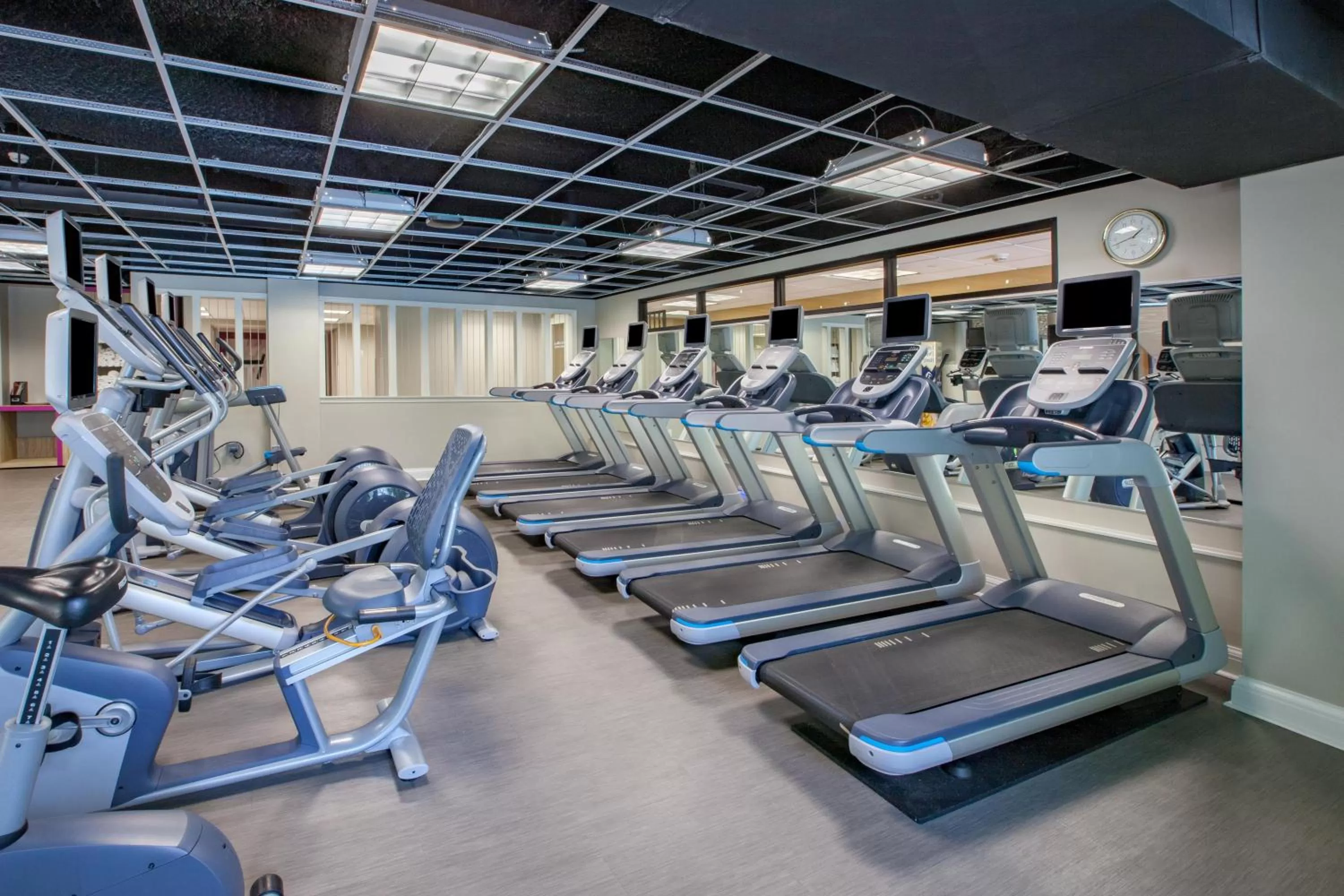 Spa and wellness centre/facilities in Crowne Plaza Louisville Airport Expo Ctr by IHG