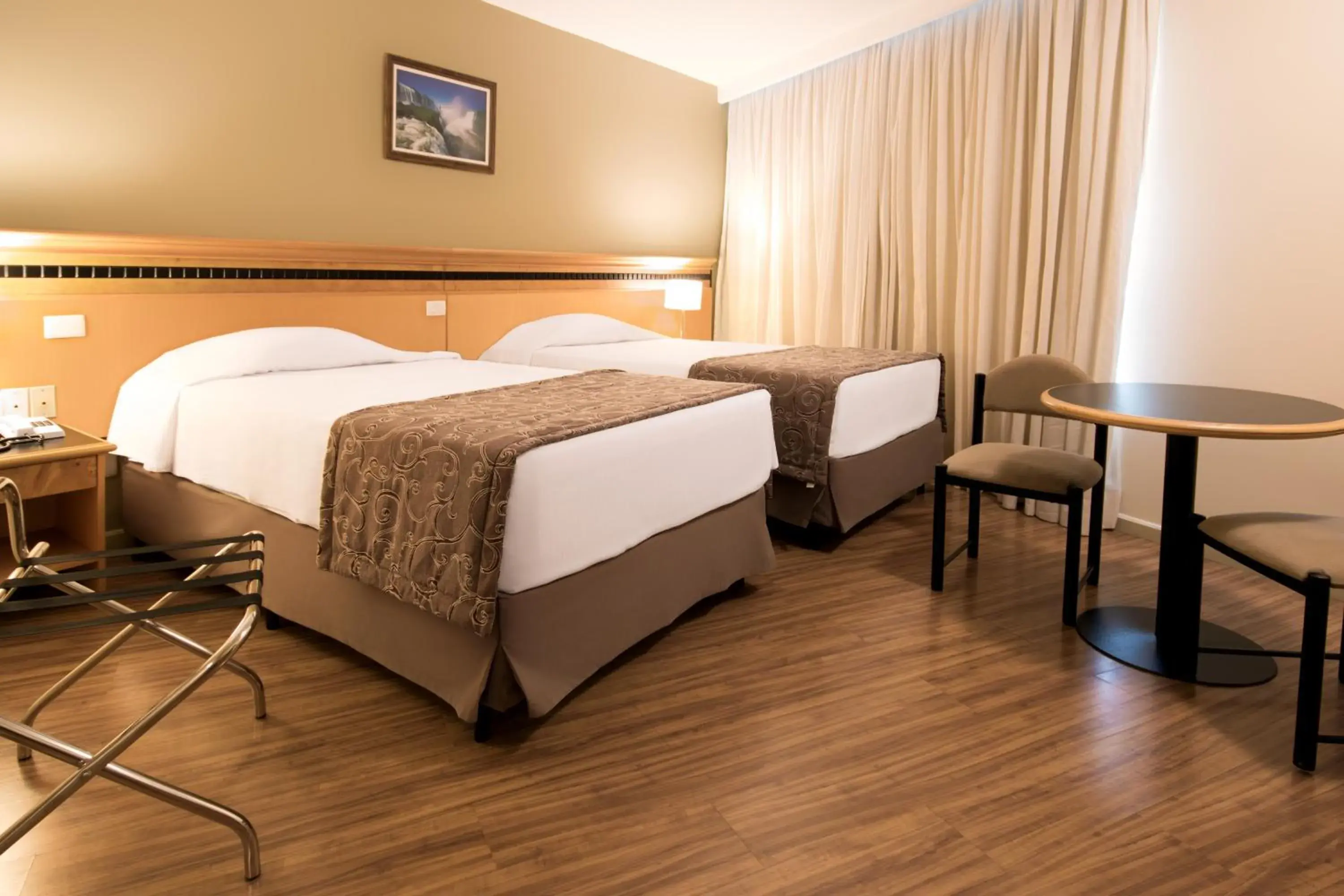 Standard Twin Room - single occupancy in Hotel Golden Park Internacional Foz & Convenções By Nacional Inn Standard Twin Room - single occupancy in Hotel Golden Park Internacional Foz & Convenções By Nacional Inn