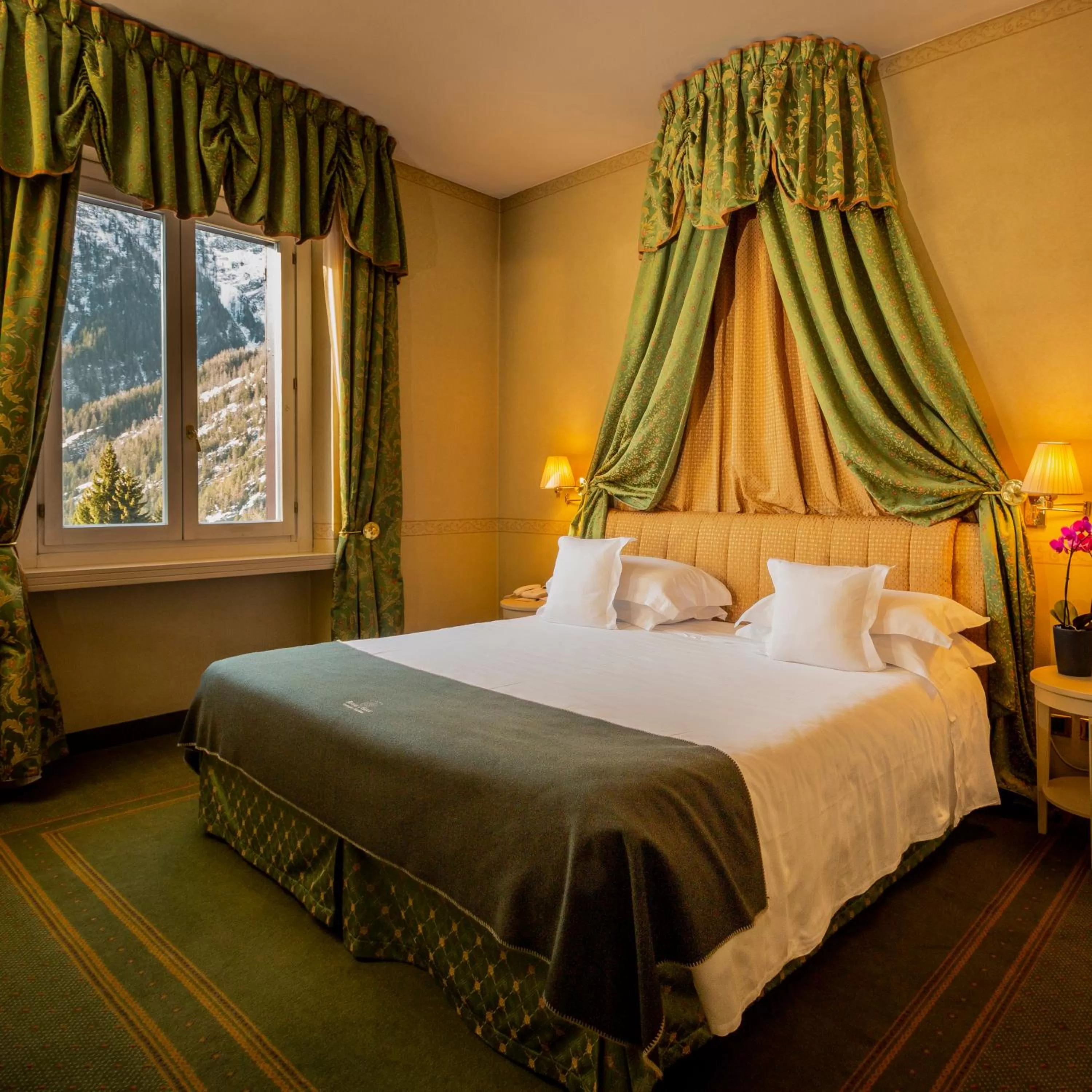 Bed in Grand Hotel Royal E Golf