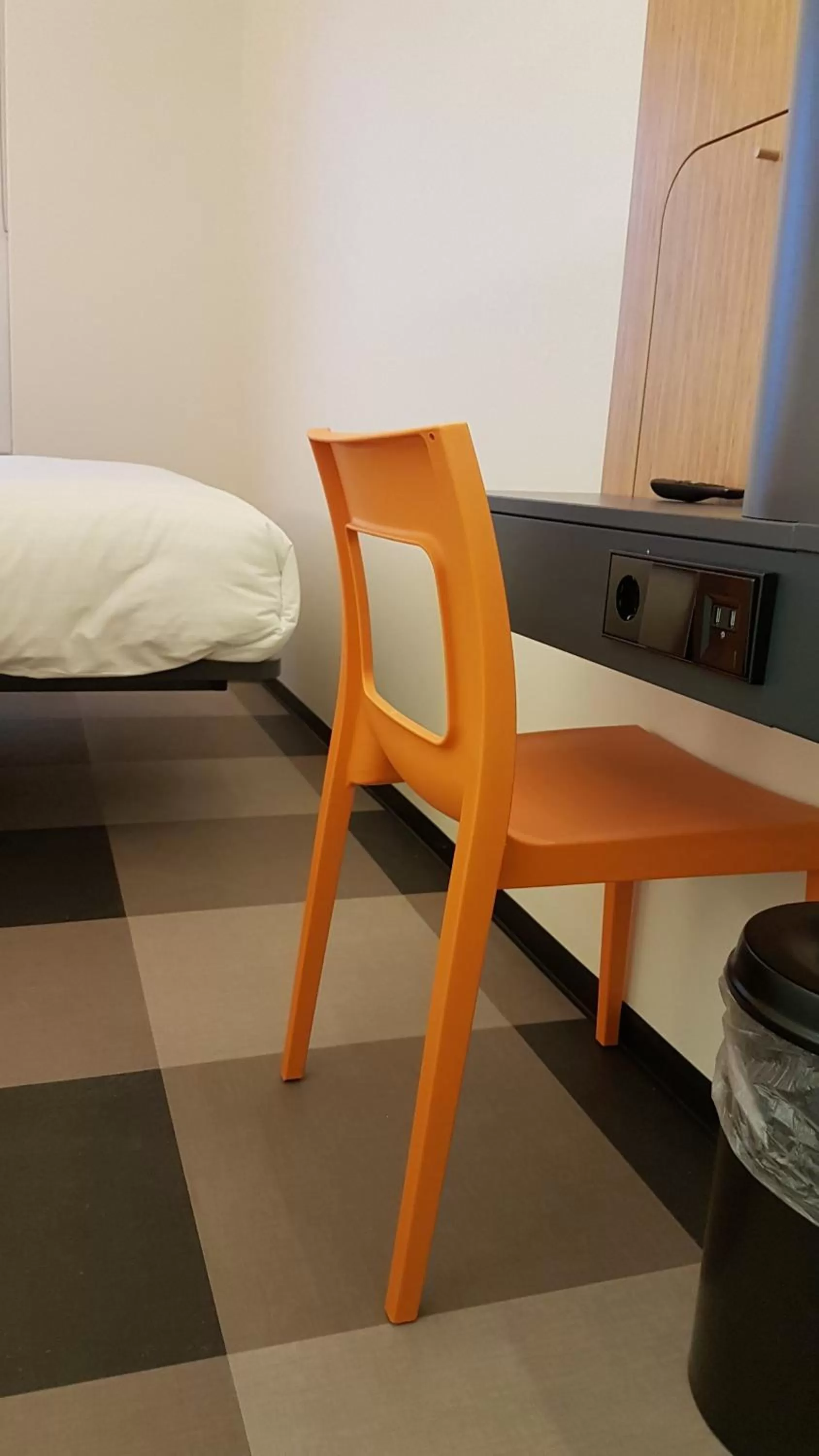 Photo of the whole room, Bed in easyHotel Amsterdam Arena Boulevard