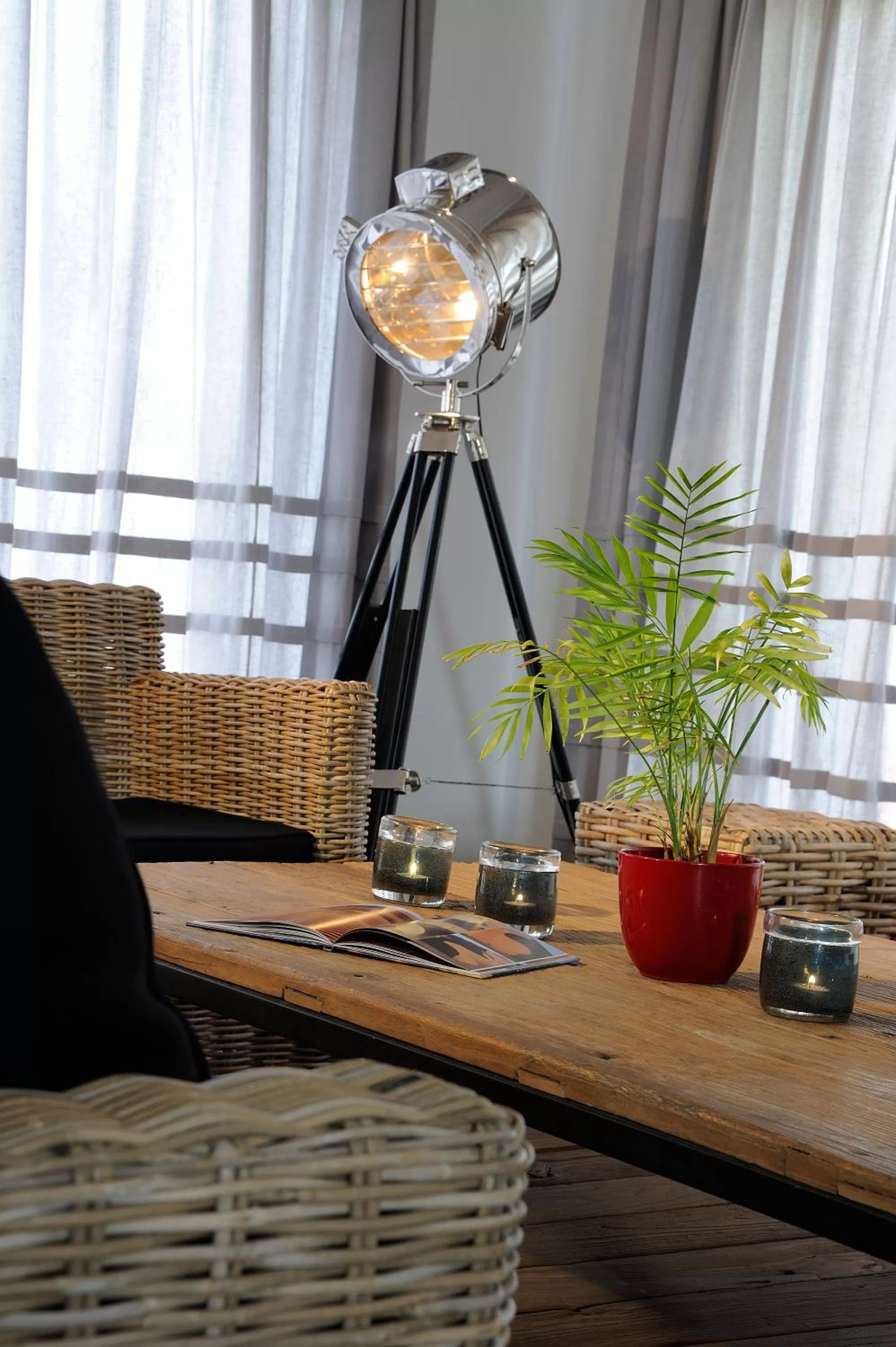 Day in Oyster Box Guesthouse