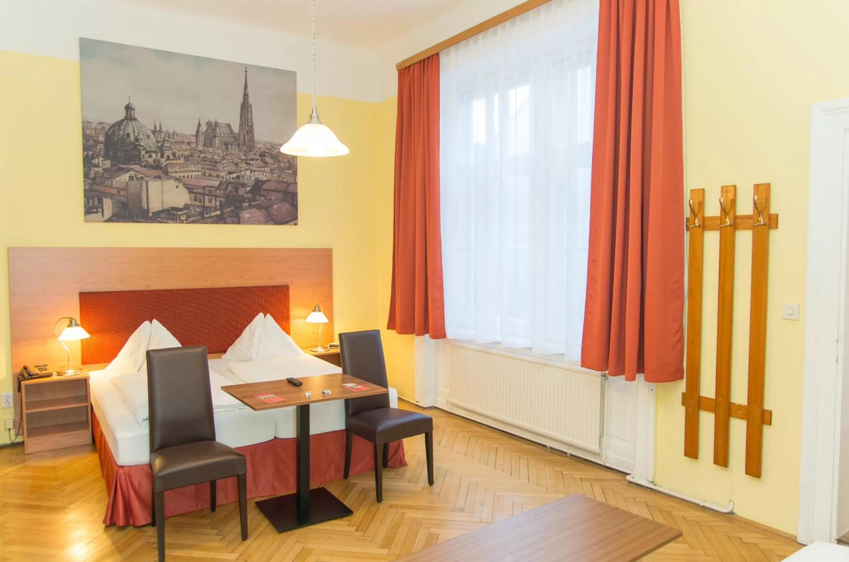 Photo of the whole room in Pension Lehrerhaus