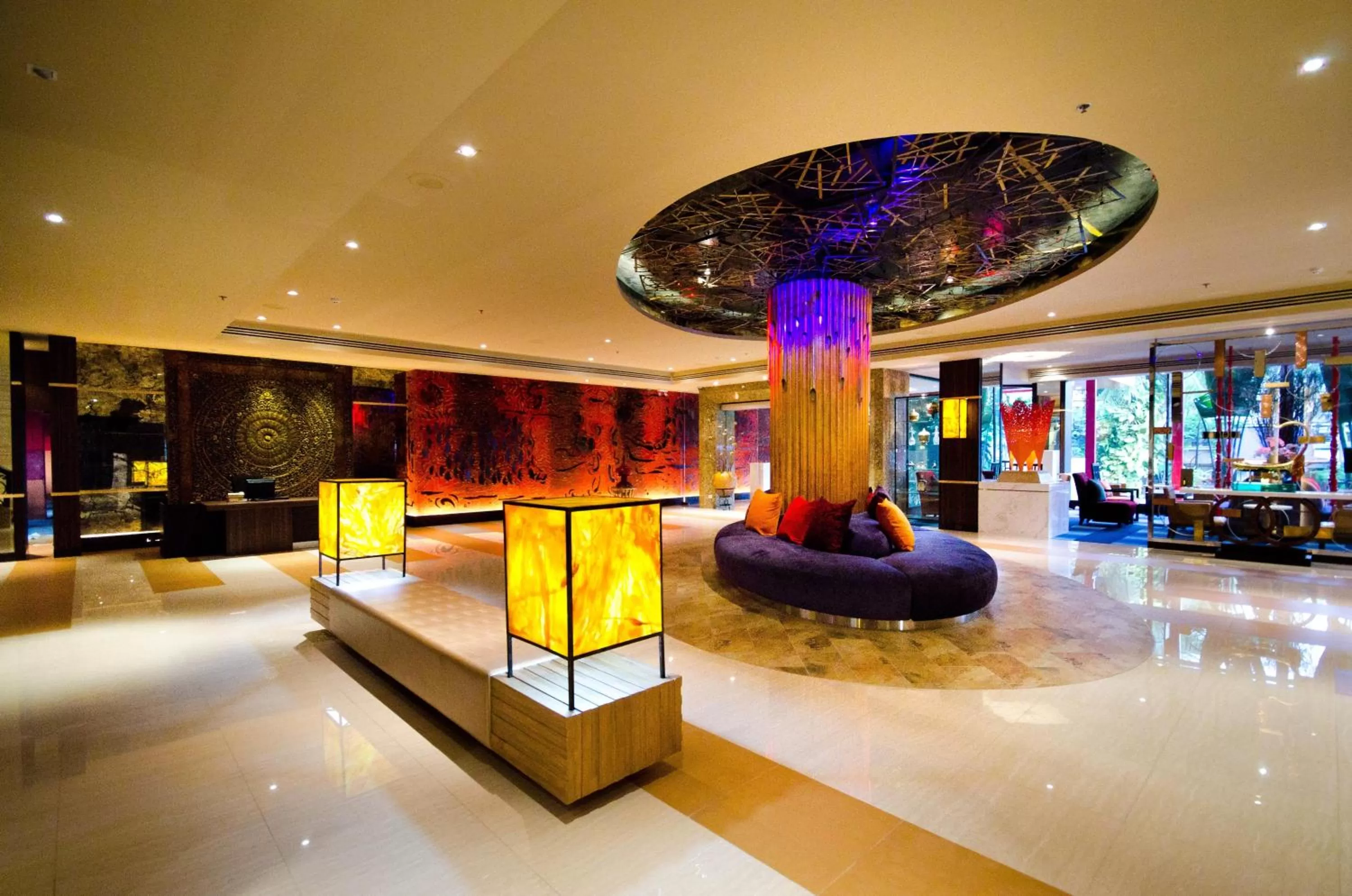 Lobby or reception in Tongtara Riverview Hotel