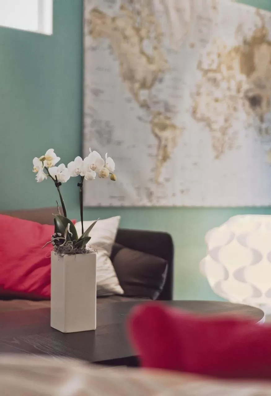 Decorative detail in Flygplatshotellet