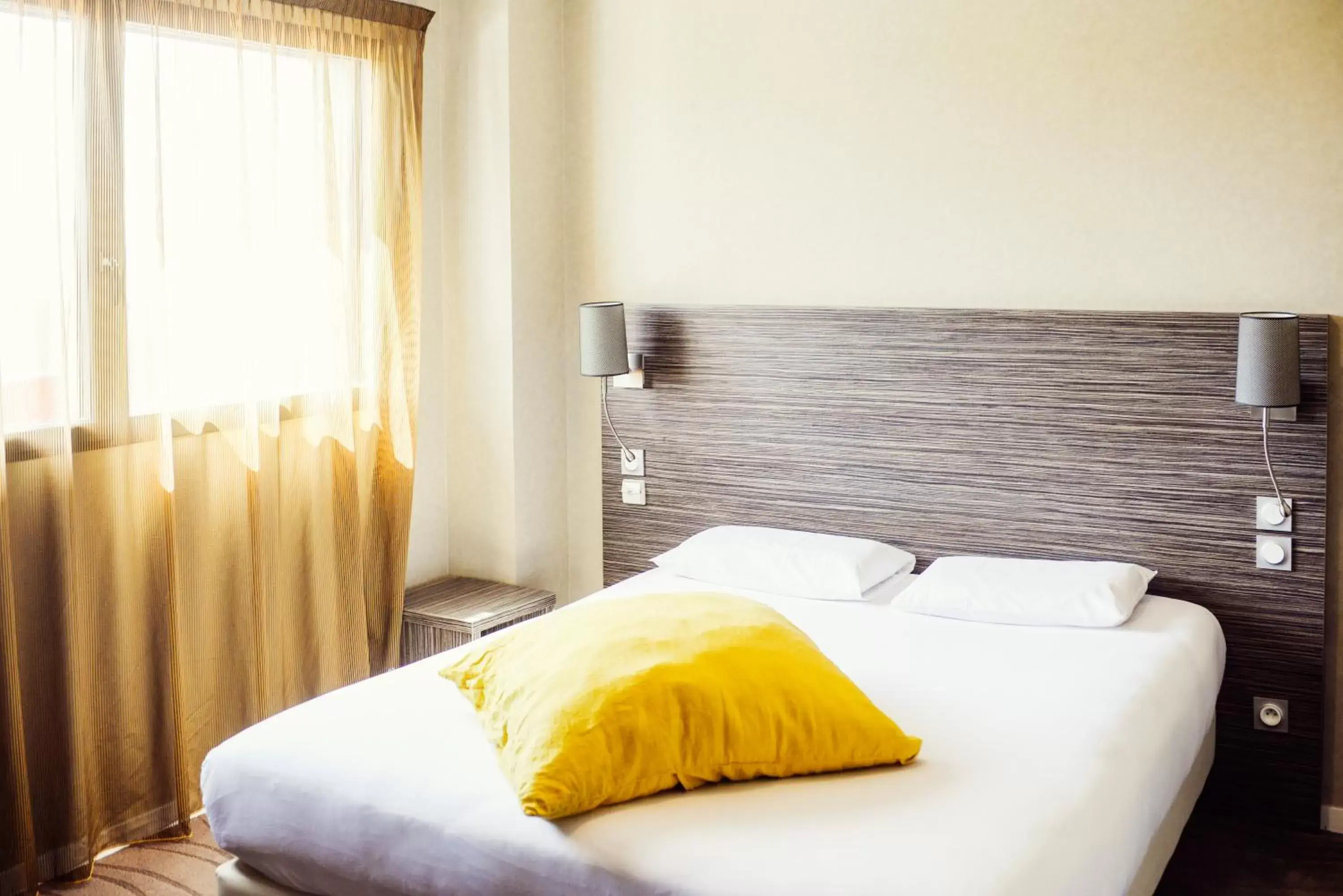 1 Double Bed - Superior Room in Kyriad Auray 1 Double Bed - Superior Room in Kyriad Auray