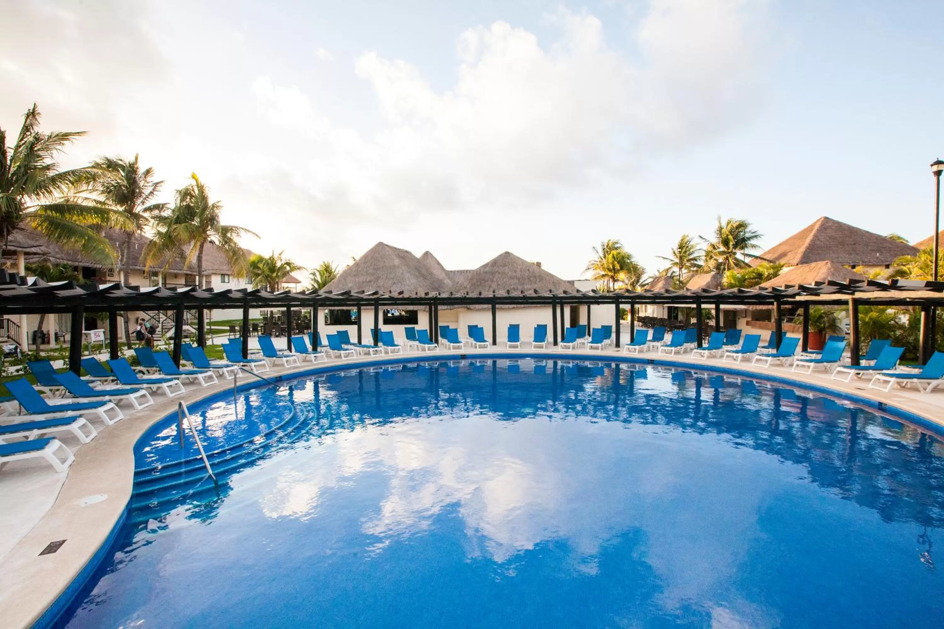 Swimming pool in Allegro Playacar - All Inclusive Resort