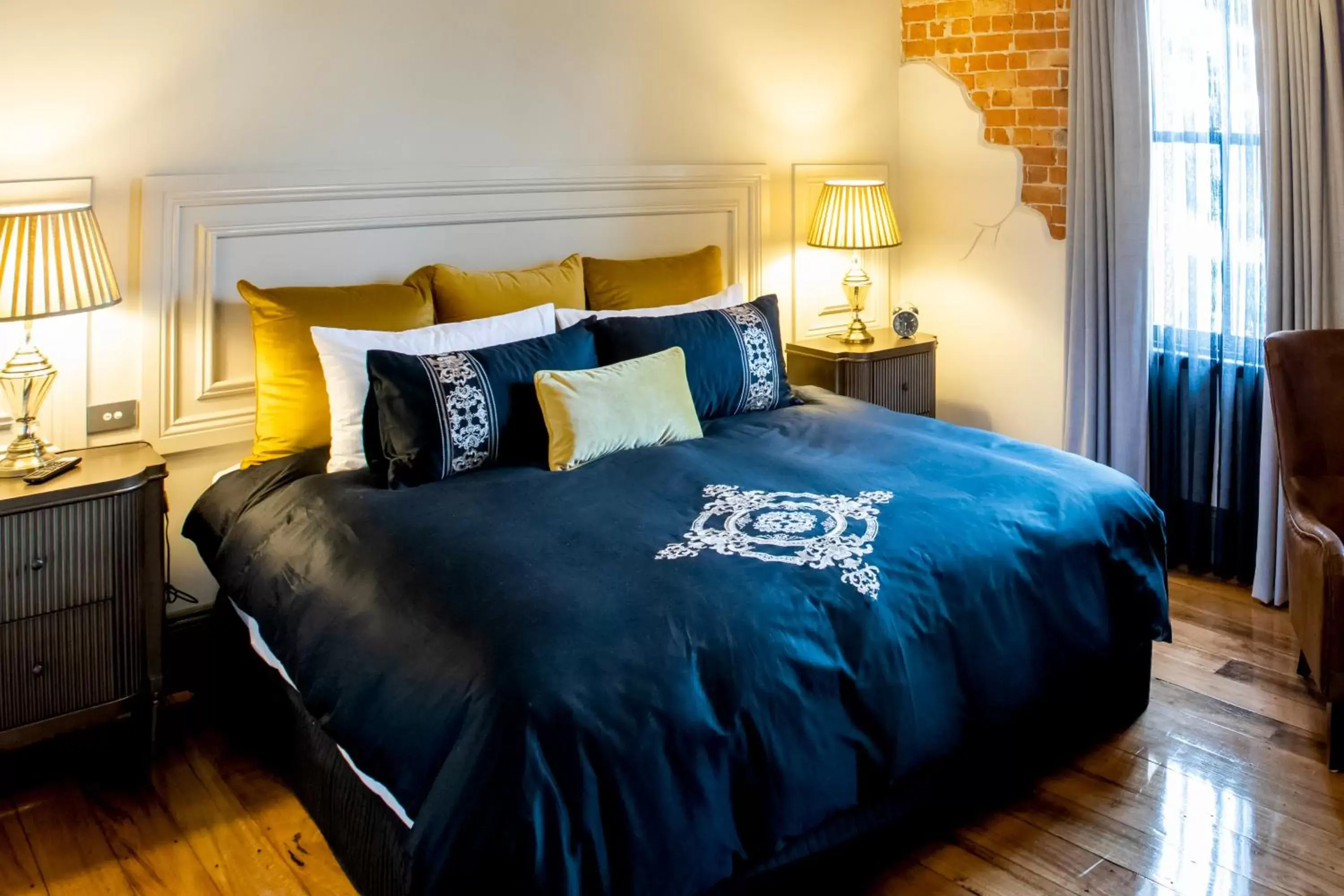 Deluxe King Room in Hotel Australasia Deluxe King Room in Hotel Australasia