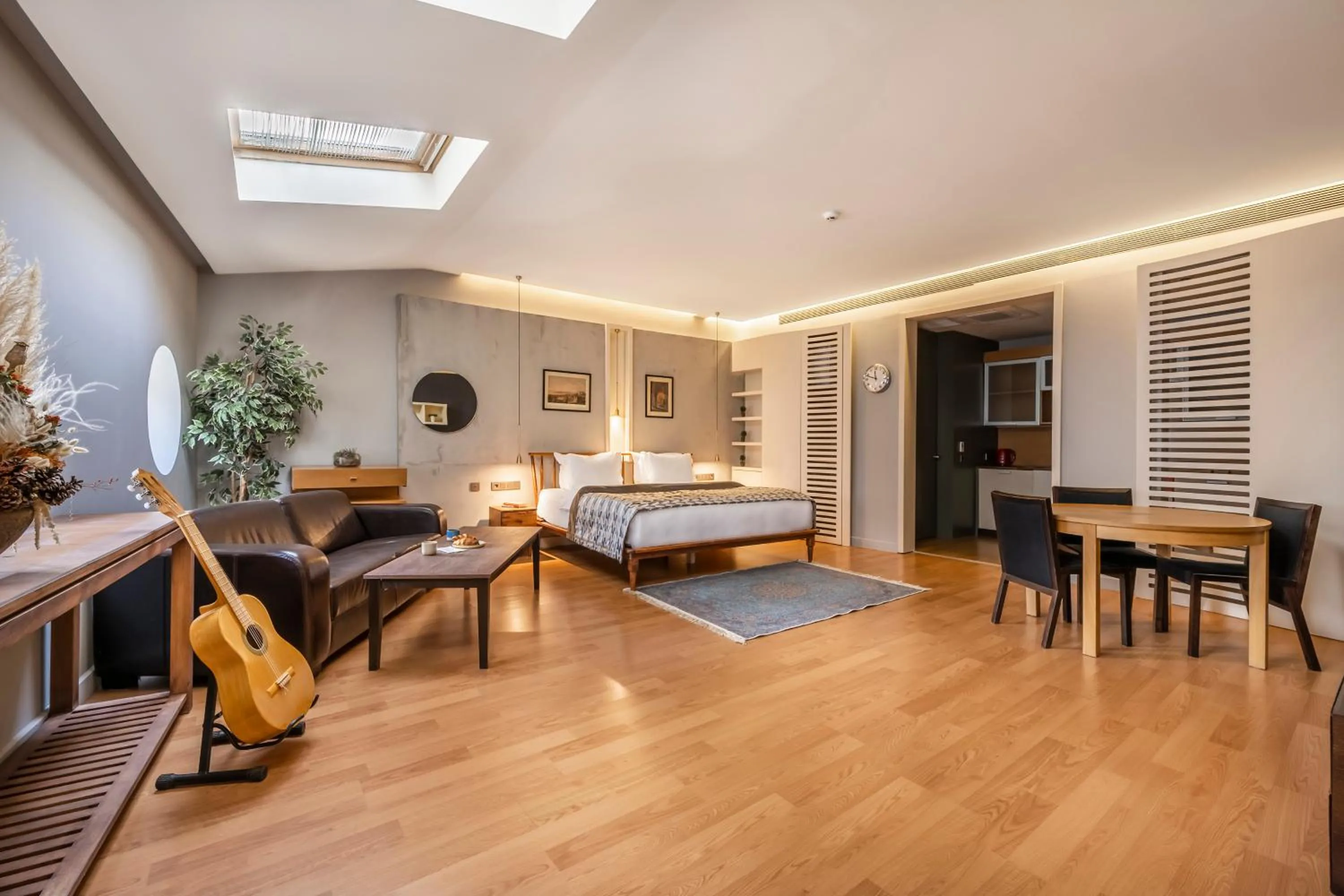 Decorative detail in Ansen Hotel and Suites