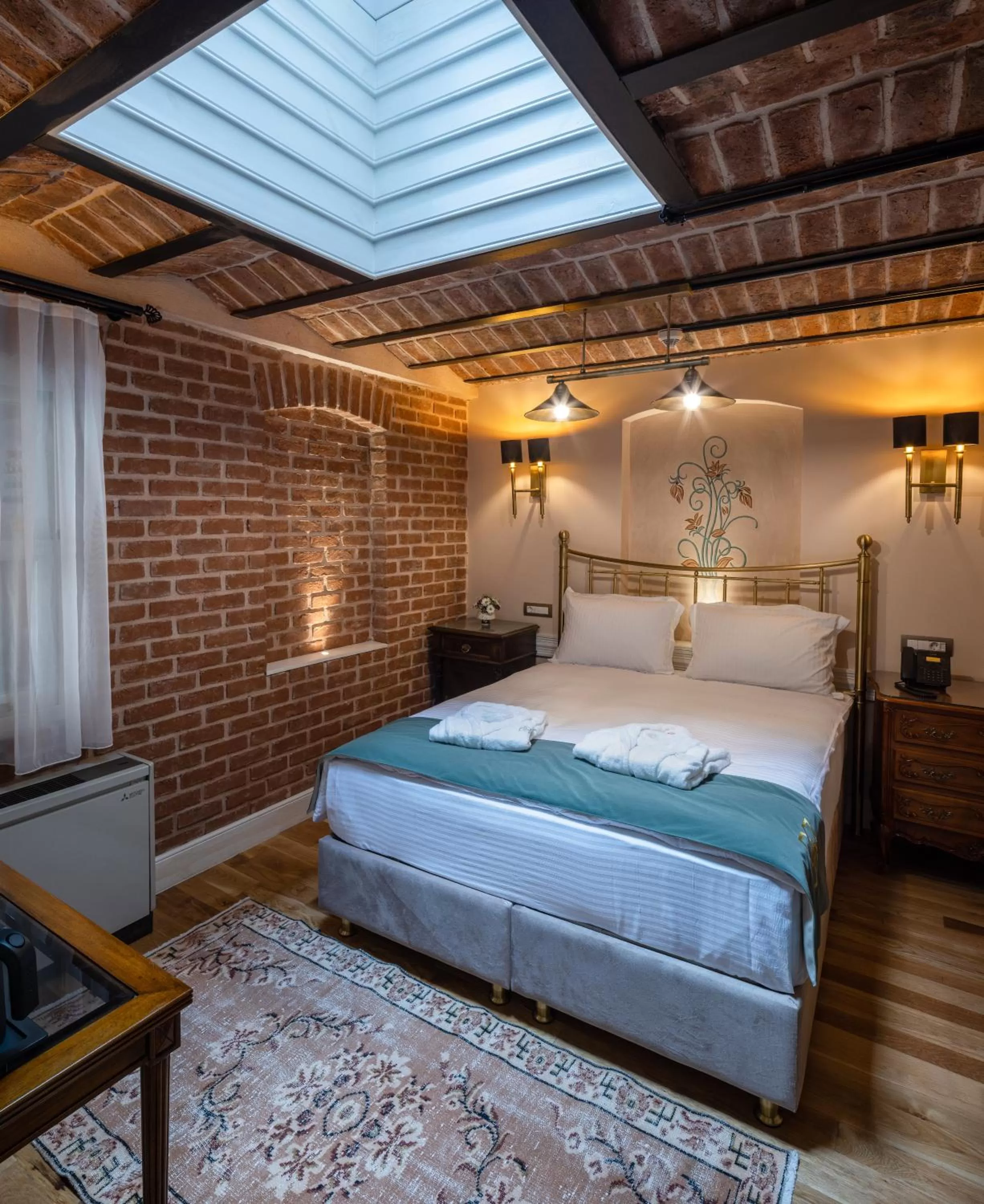 Bed in Hotel Turkish House