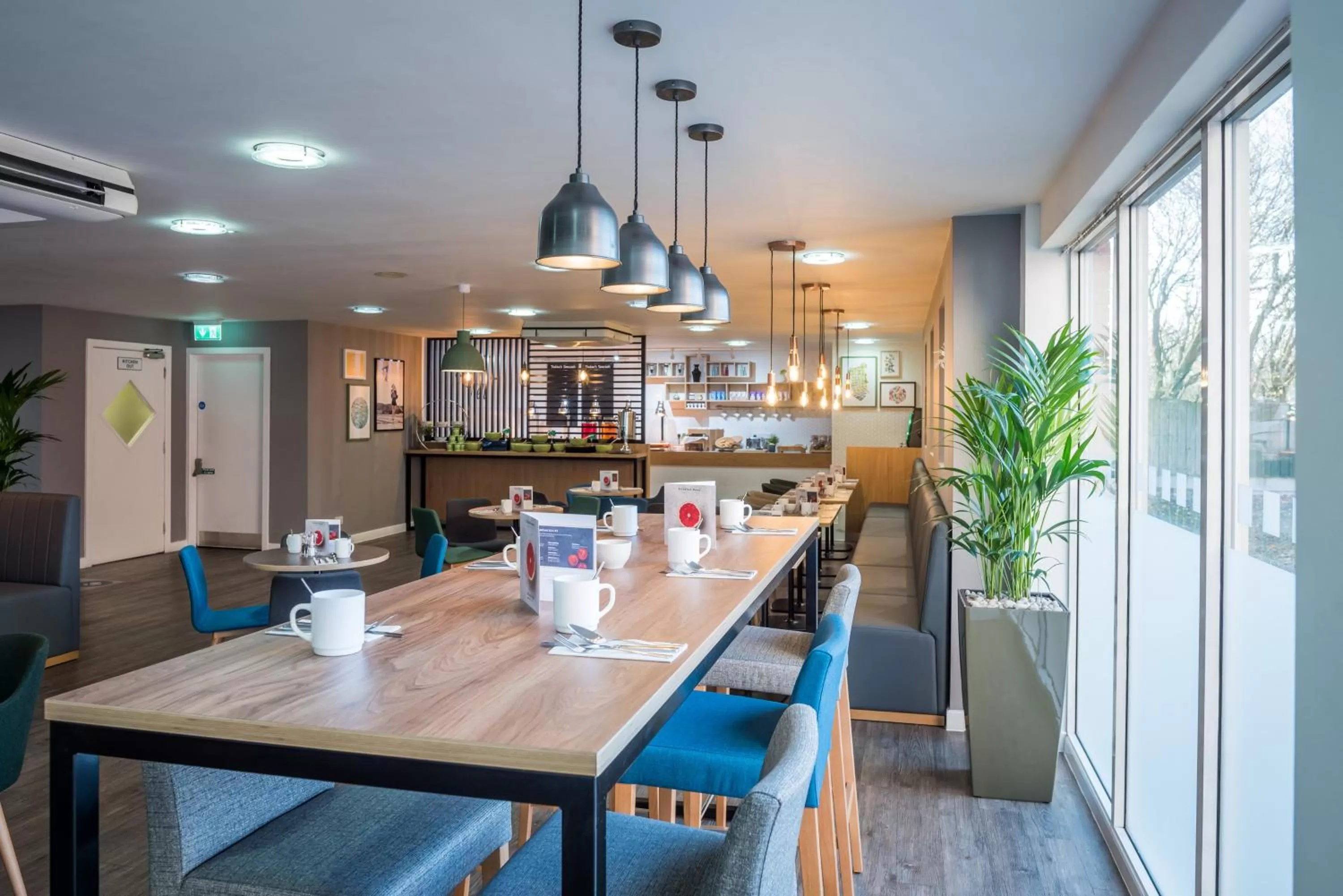 Breakfast in Holiday Inn Manchester West by IHG