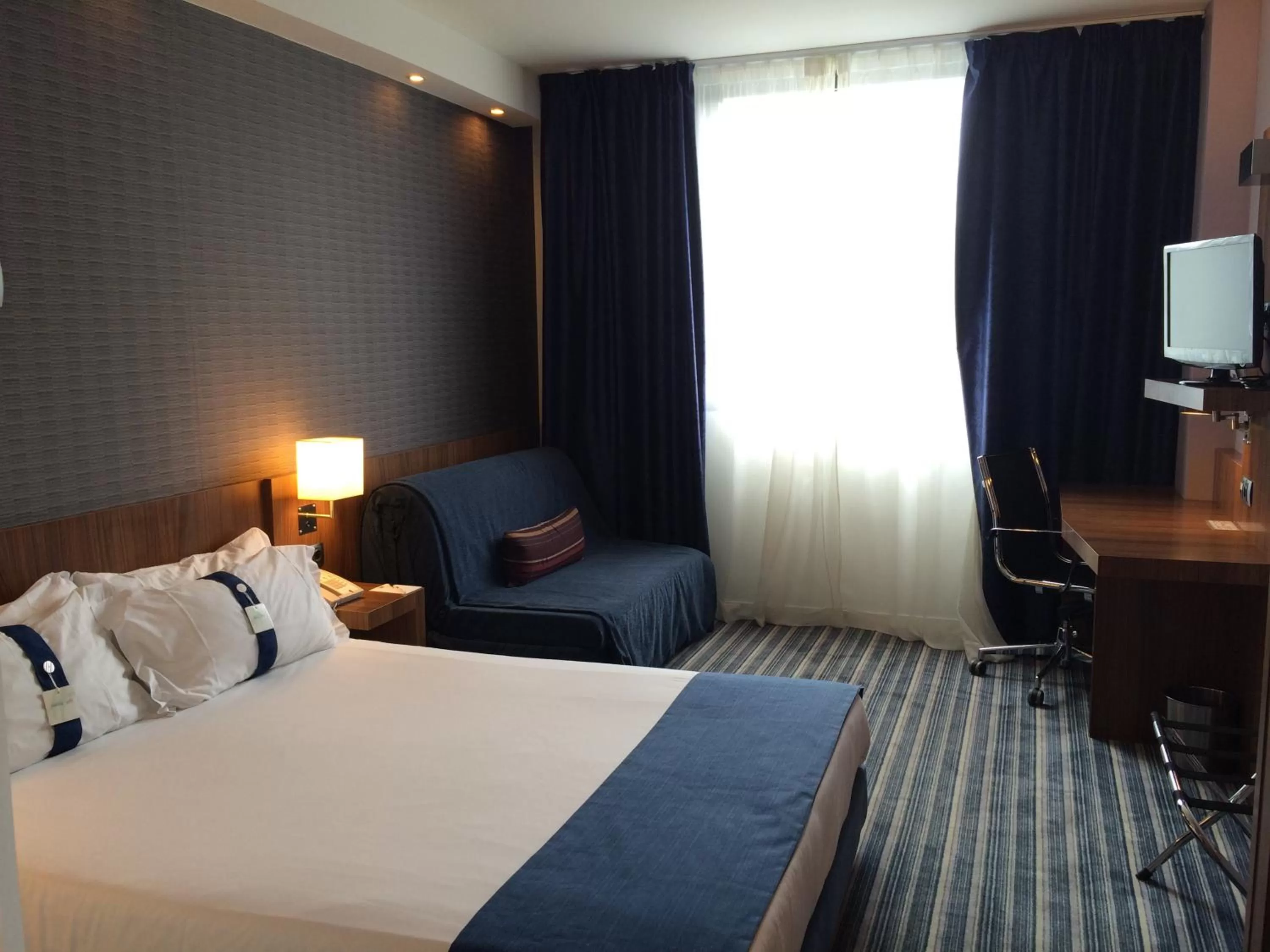 Holiday Inn Express Bilbao Airport by IHG