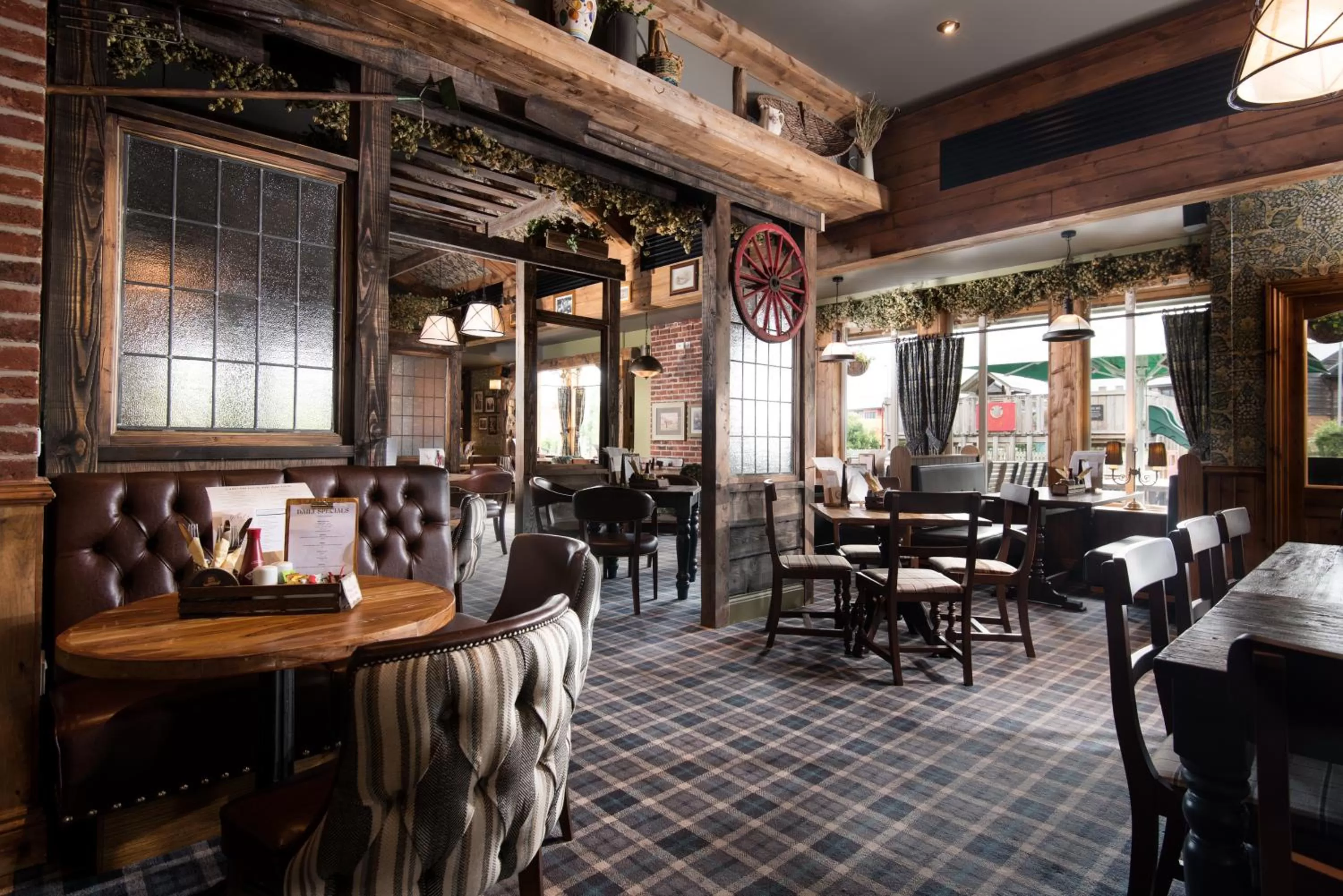 Restaurant/places to eat in The Hog's Head Inn - The Inn Collection Group