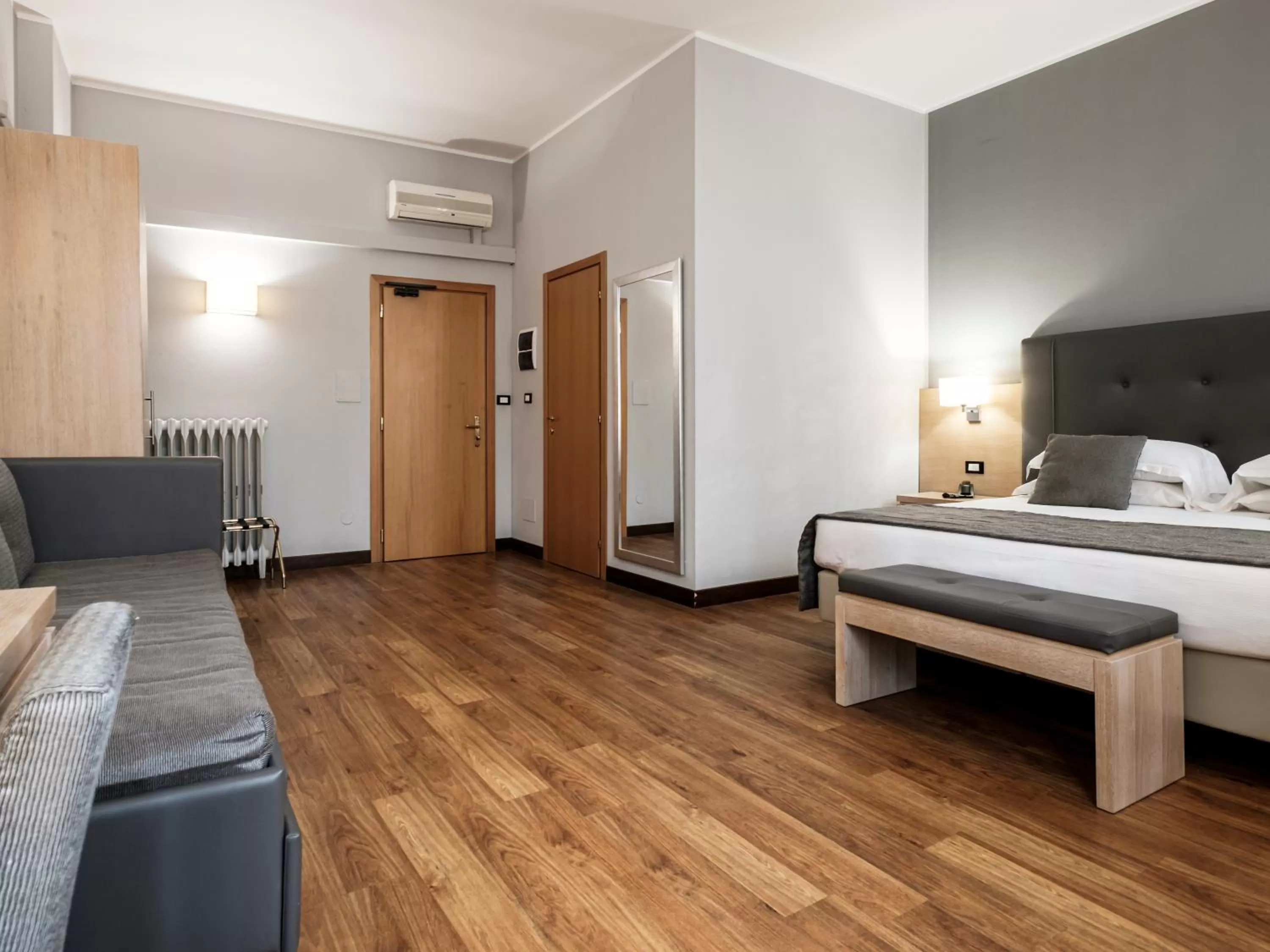 Bed in Hotel Accademia