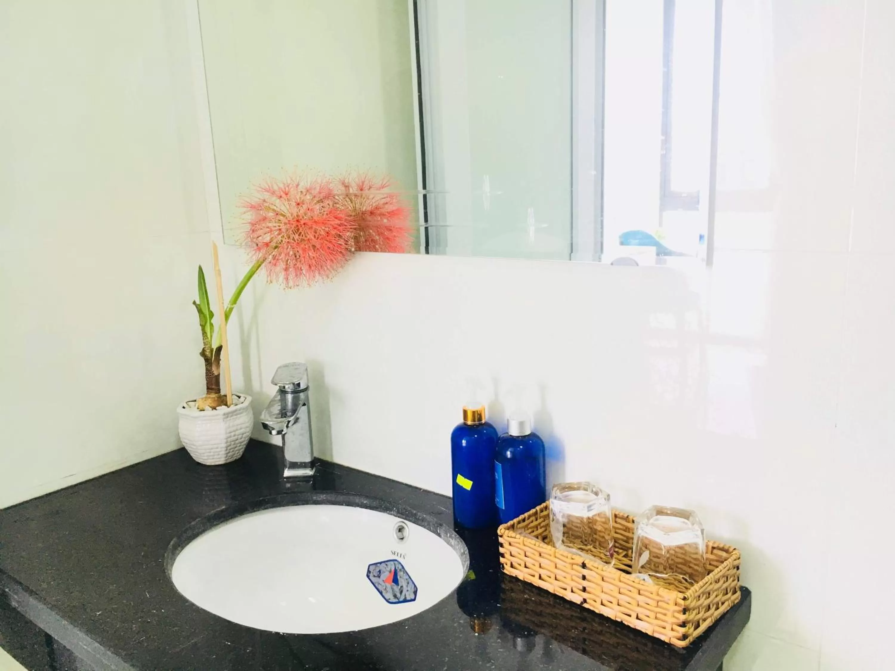 Bathroom in May House Hotel