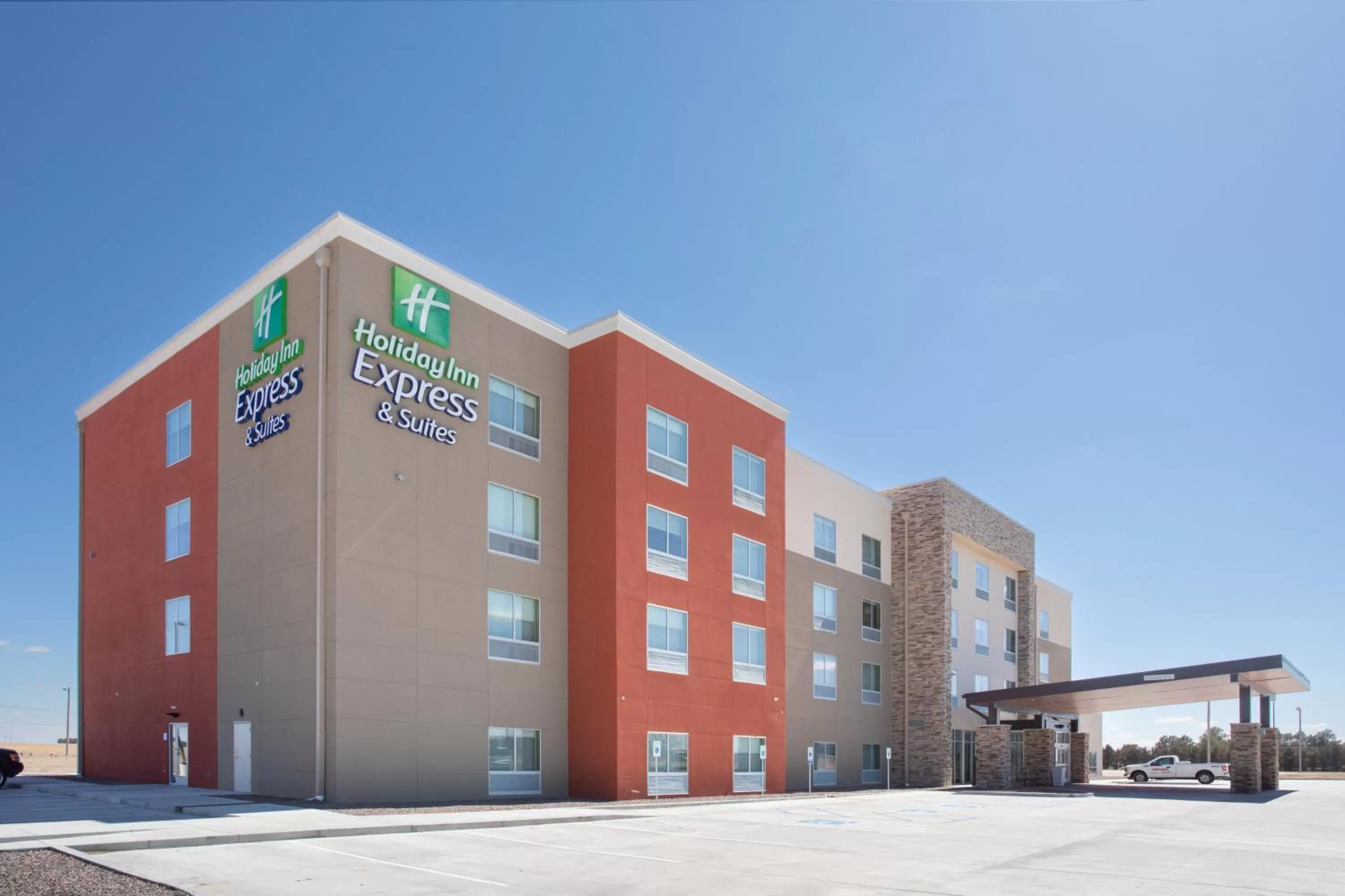 Property building in Holiday Inn Express & Suites - Goodland I-70 by IHG