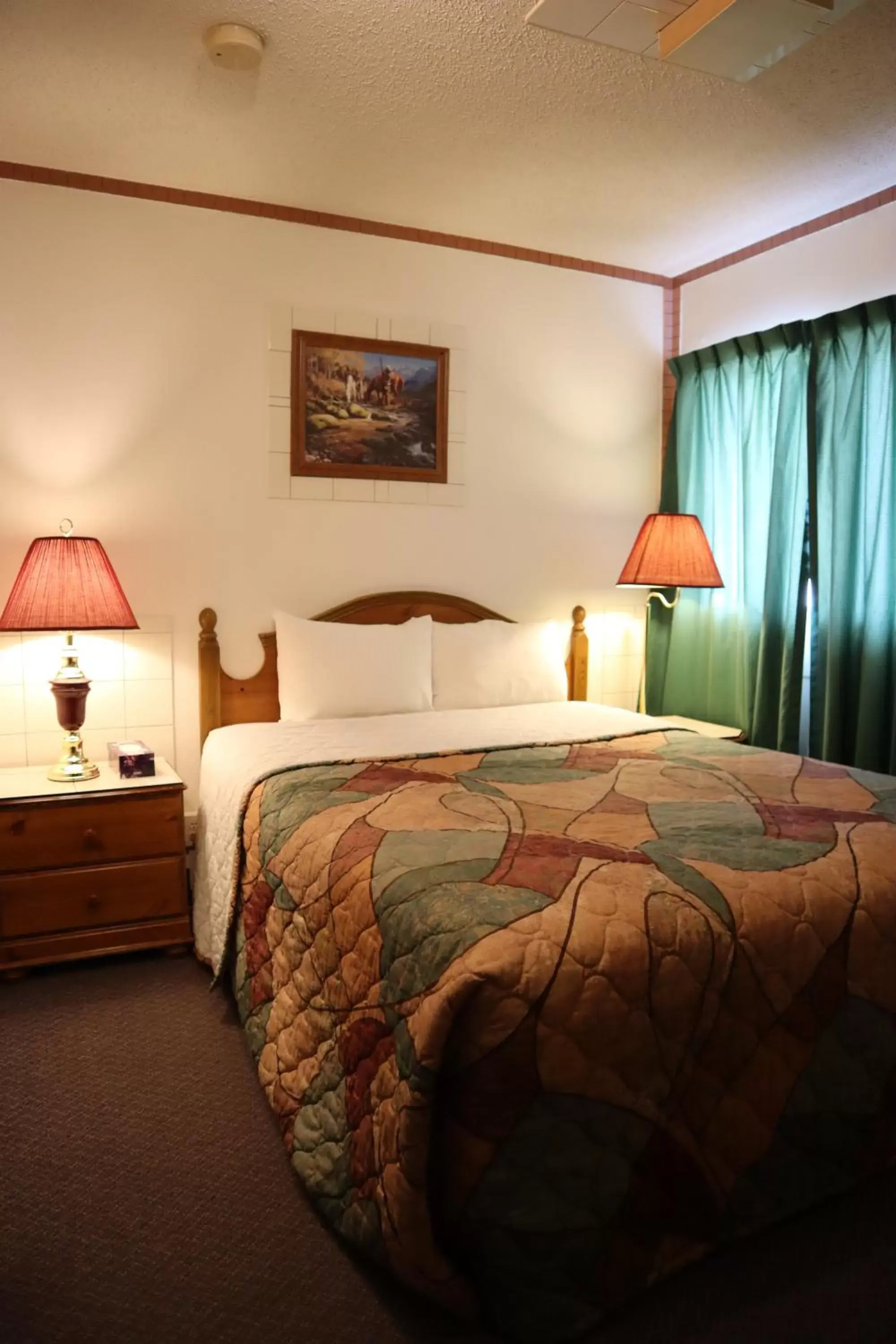 Queen Suite in Vista Motel Queen Suite in Vista Motel