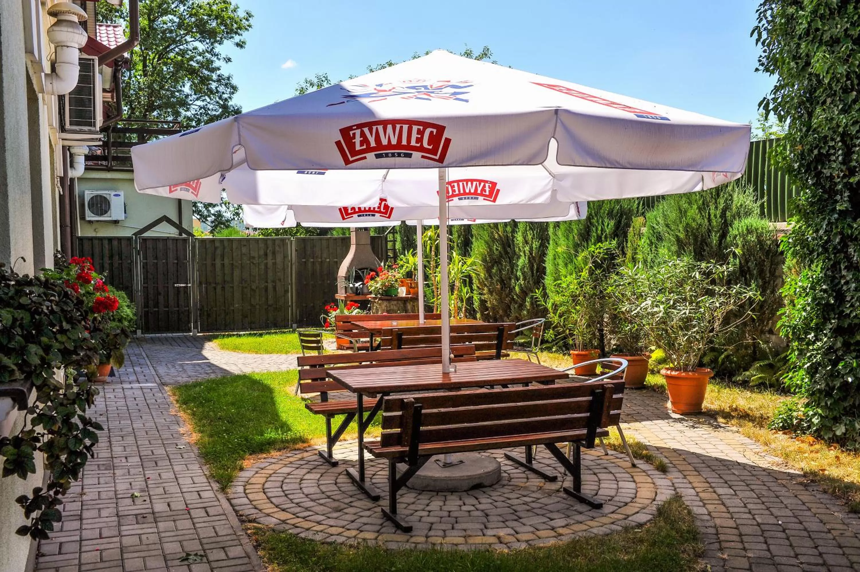 Garden, Restaurant/Places to Eat in Hotel Duet