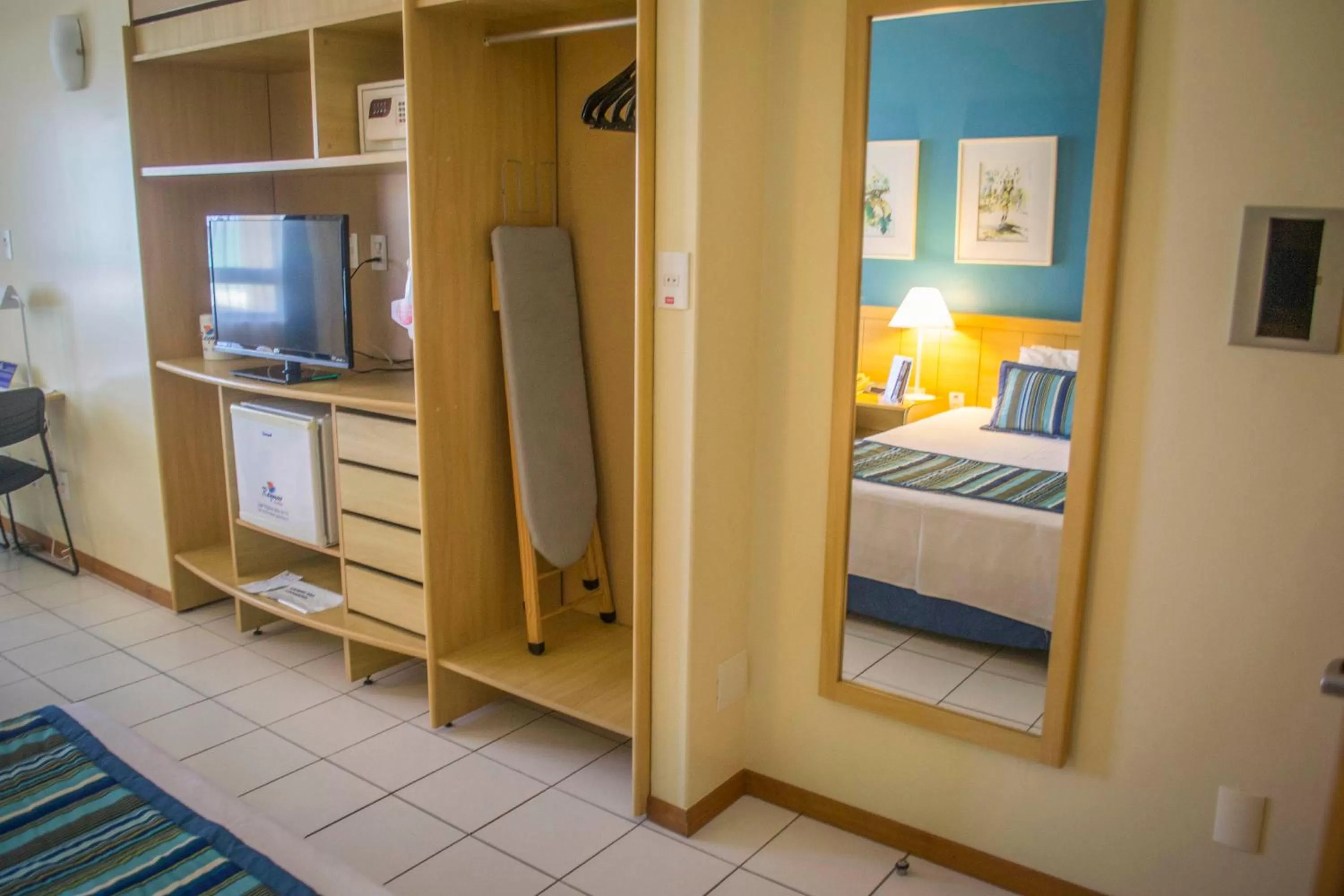 TV and multimedia, Bed in Reymar Hotel Maceió