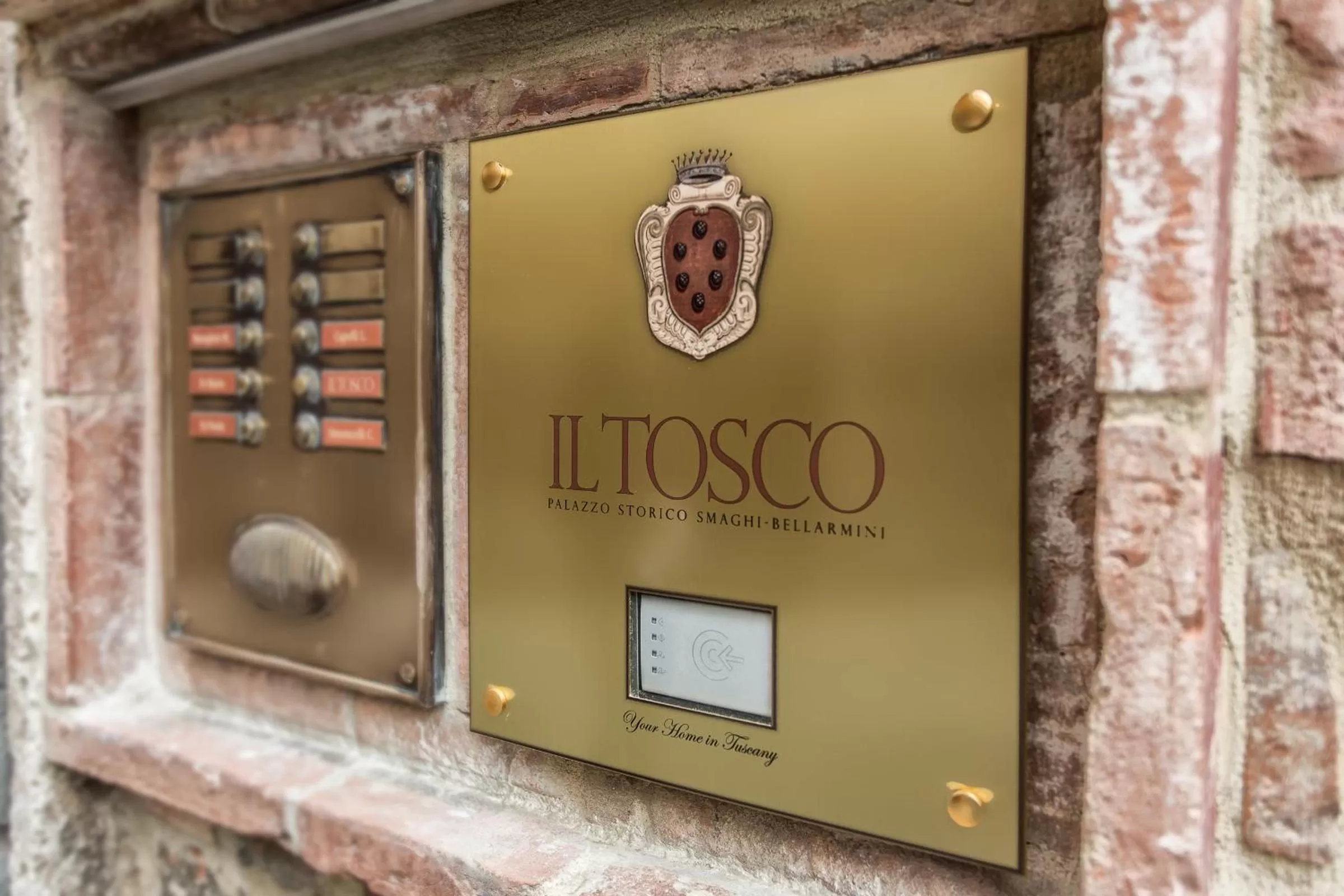Facade/entrance in Il Tosco