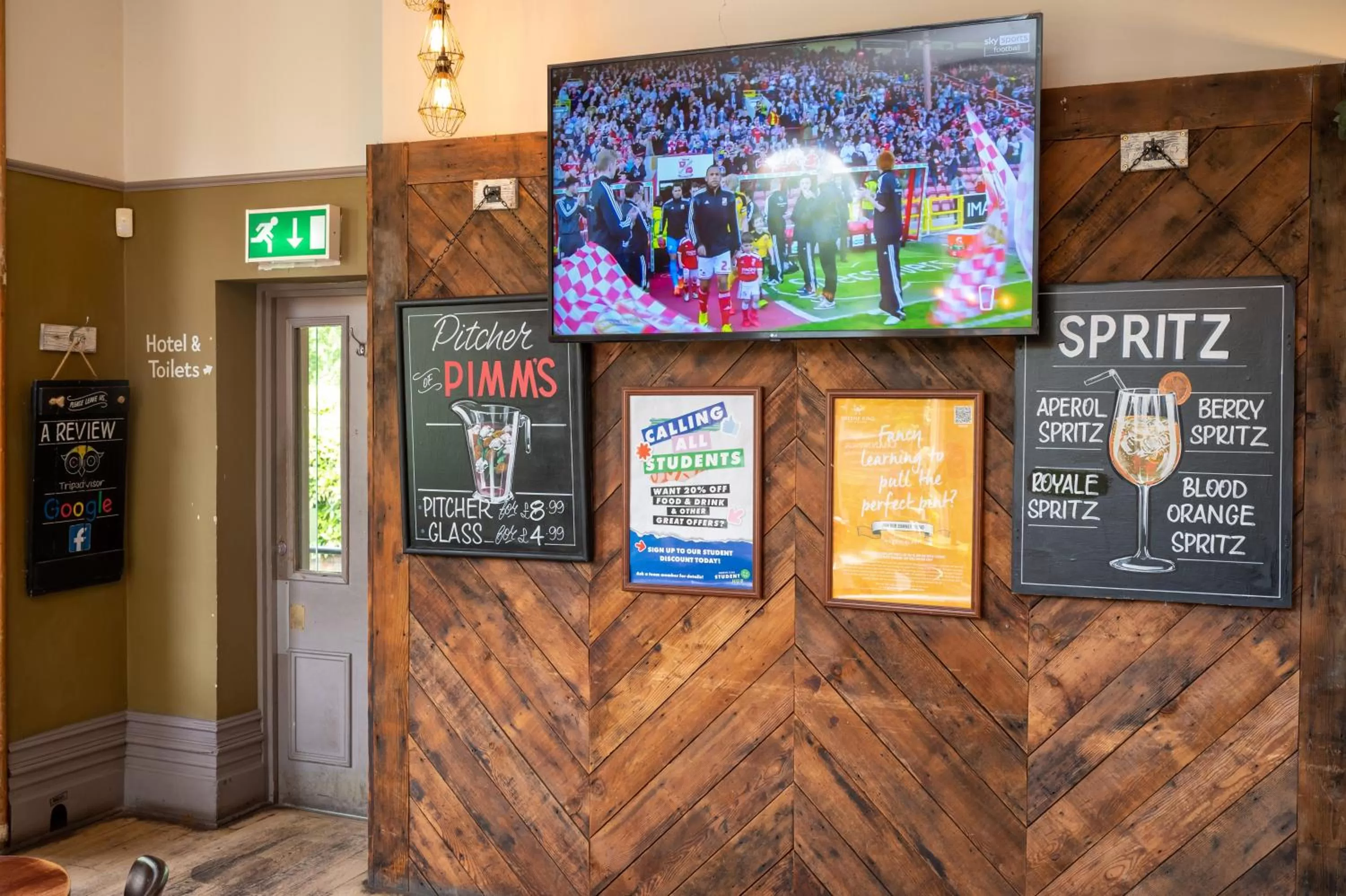 Sports in Channings Hotel by Greene King Inns