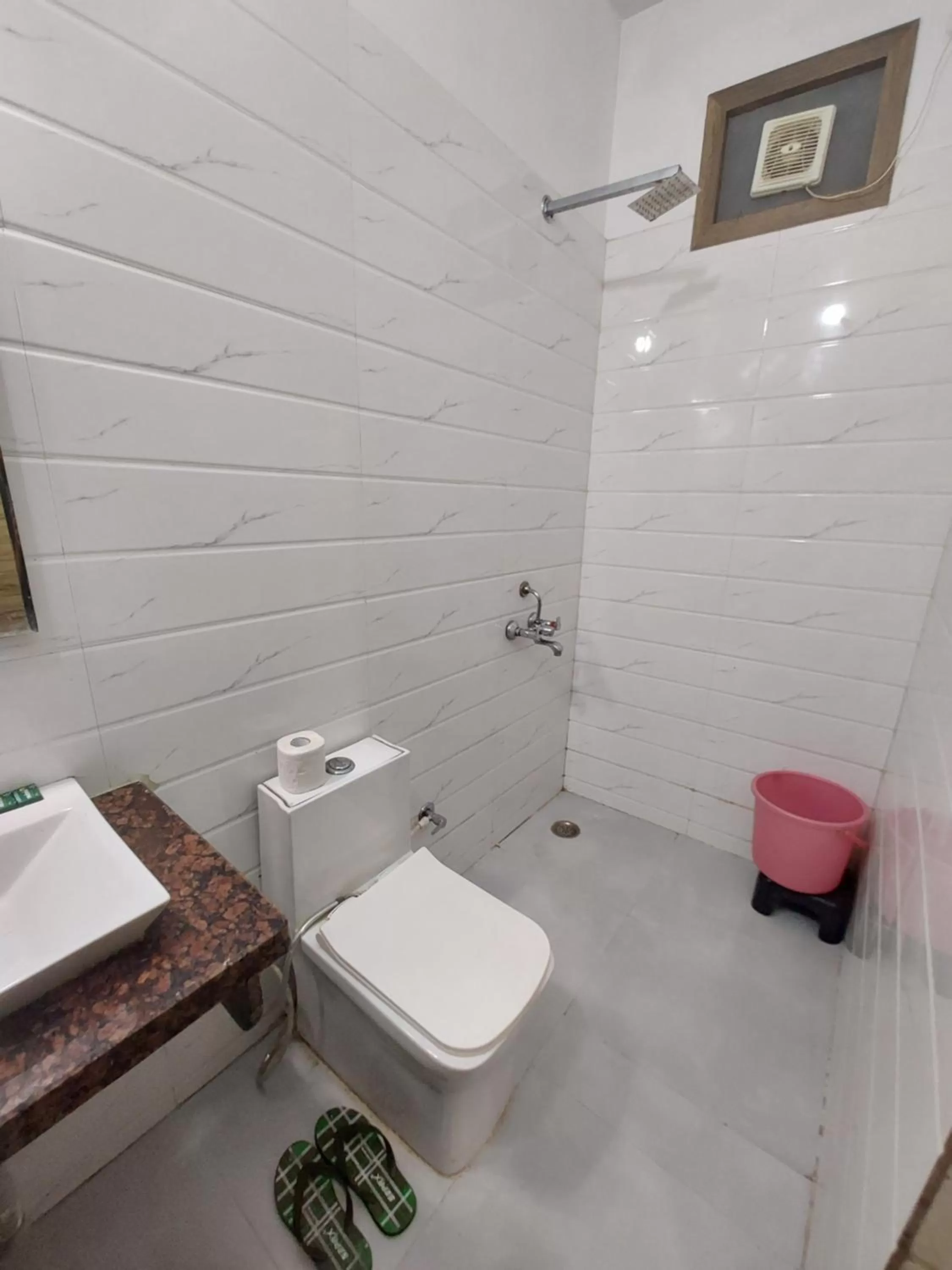 Bathroom in Taj Nice Point Manage by Taj Sunrise Group