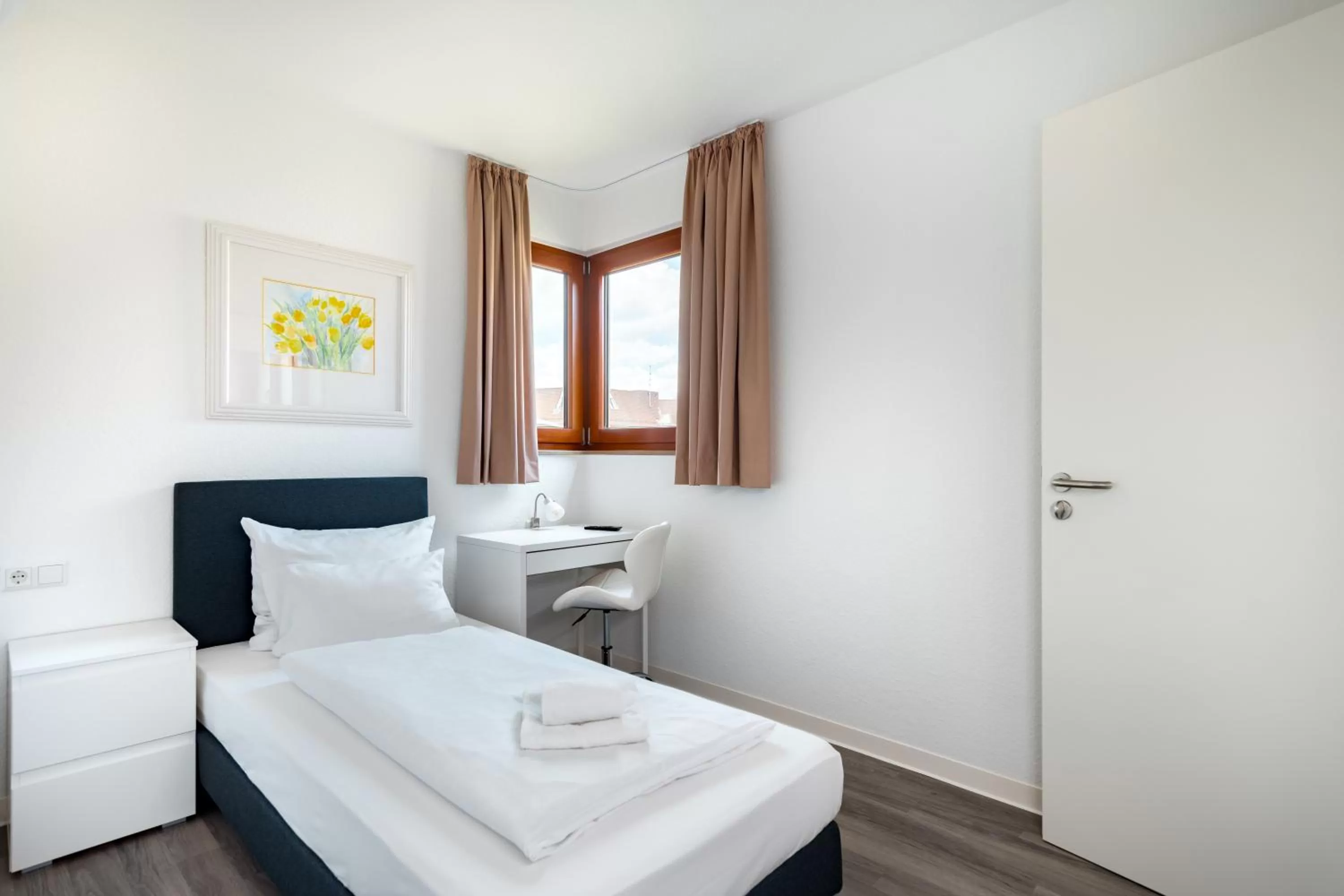 Bedroom, Bed in Hotel Garni am Olgaeck