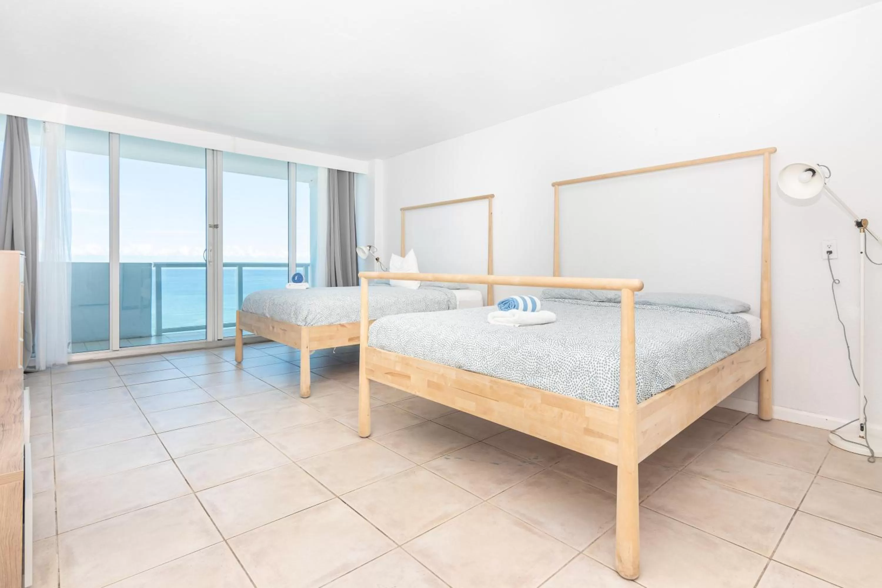 Studio with Balcony in Girasole Apartments