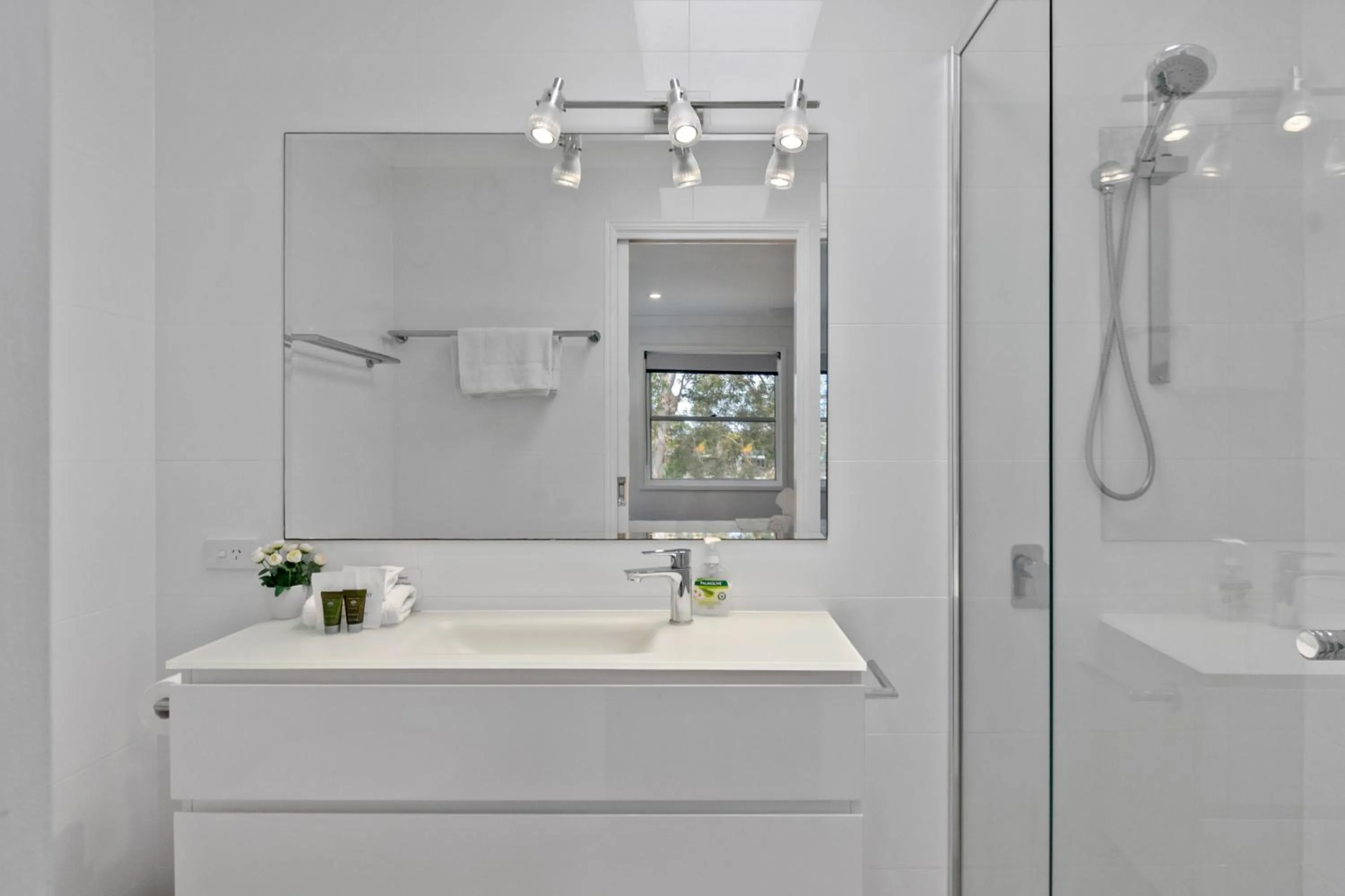 Noosa Entrance Waterfront Resort