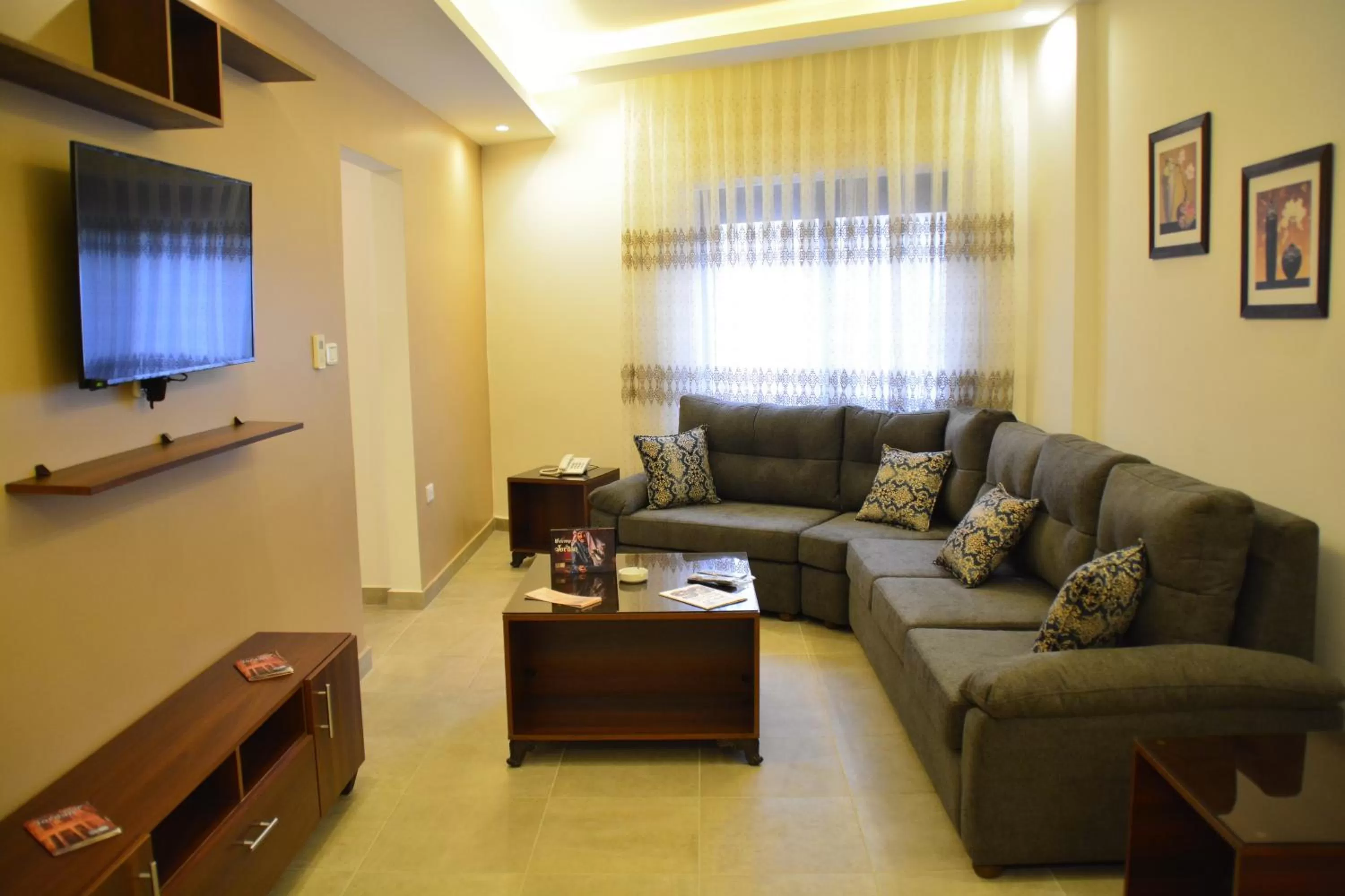 Living room in سما عمان للشقق الفندقية Sama Amman Hotel Apartments