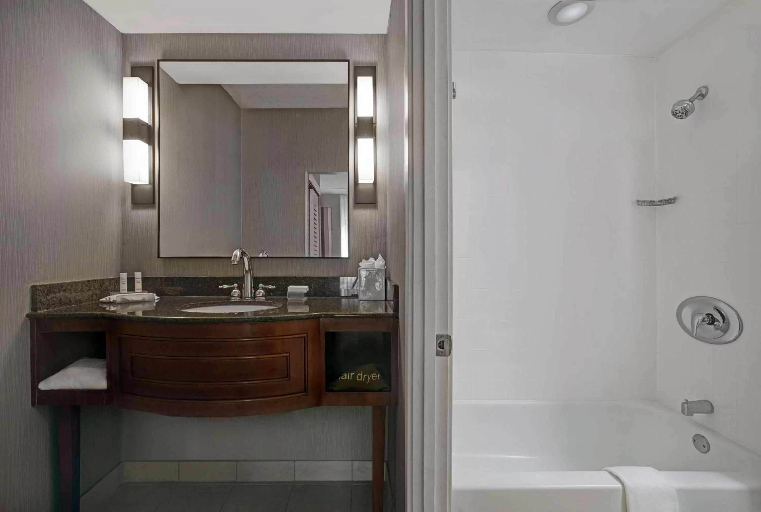 Bathroom in Homewood Suites by Hilton Chicago-Lincolnshire