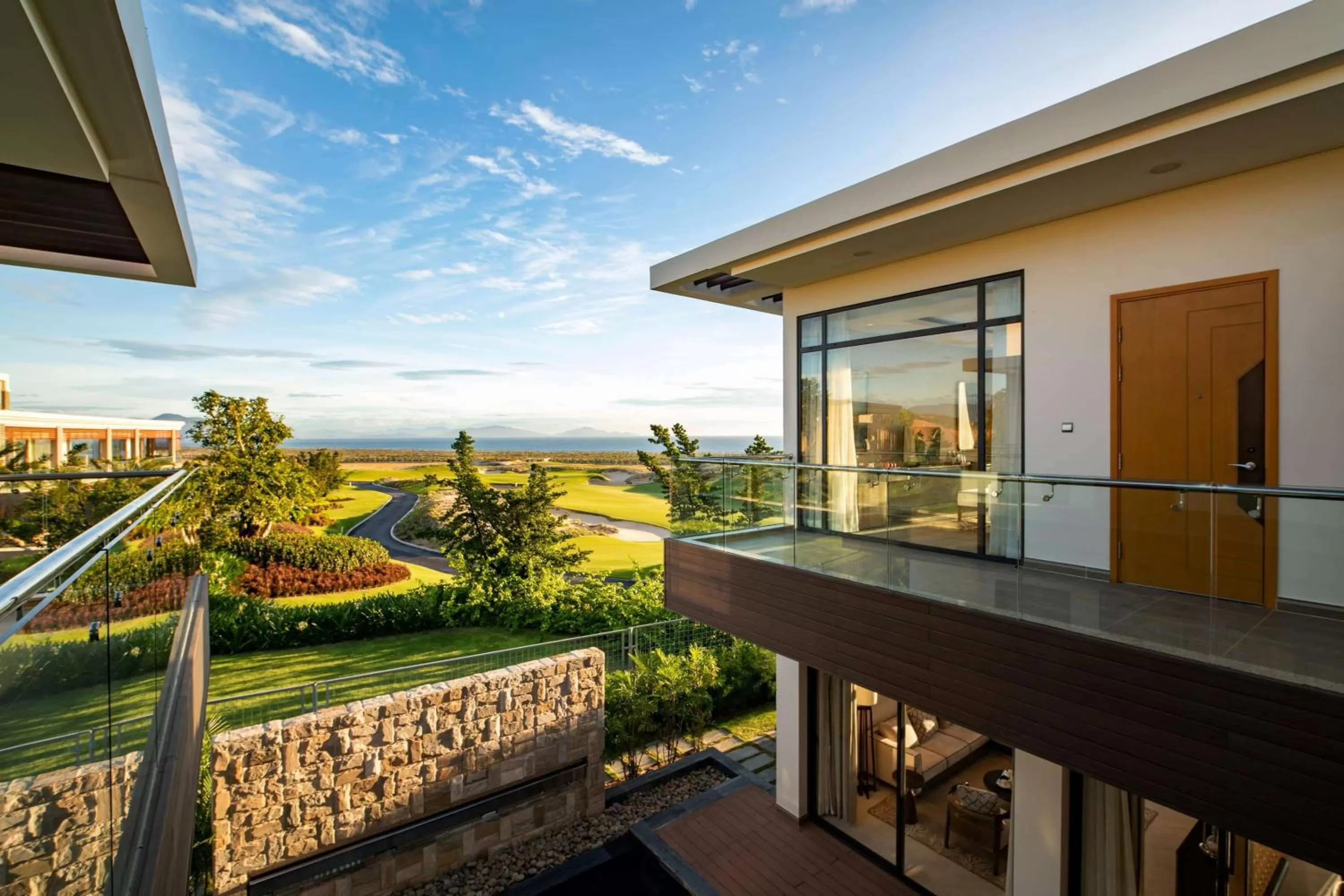 Photo of the whole room in Wyndham Grand KN Paradise Cam Ranh