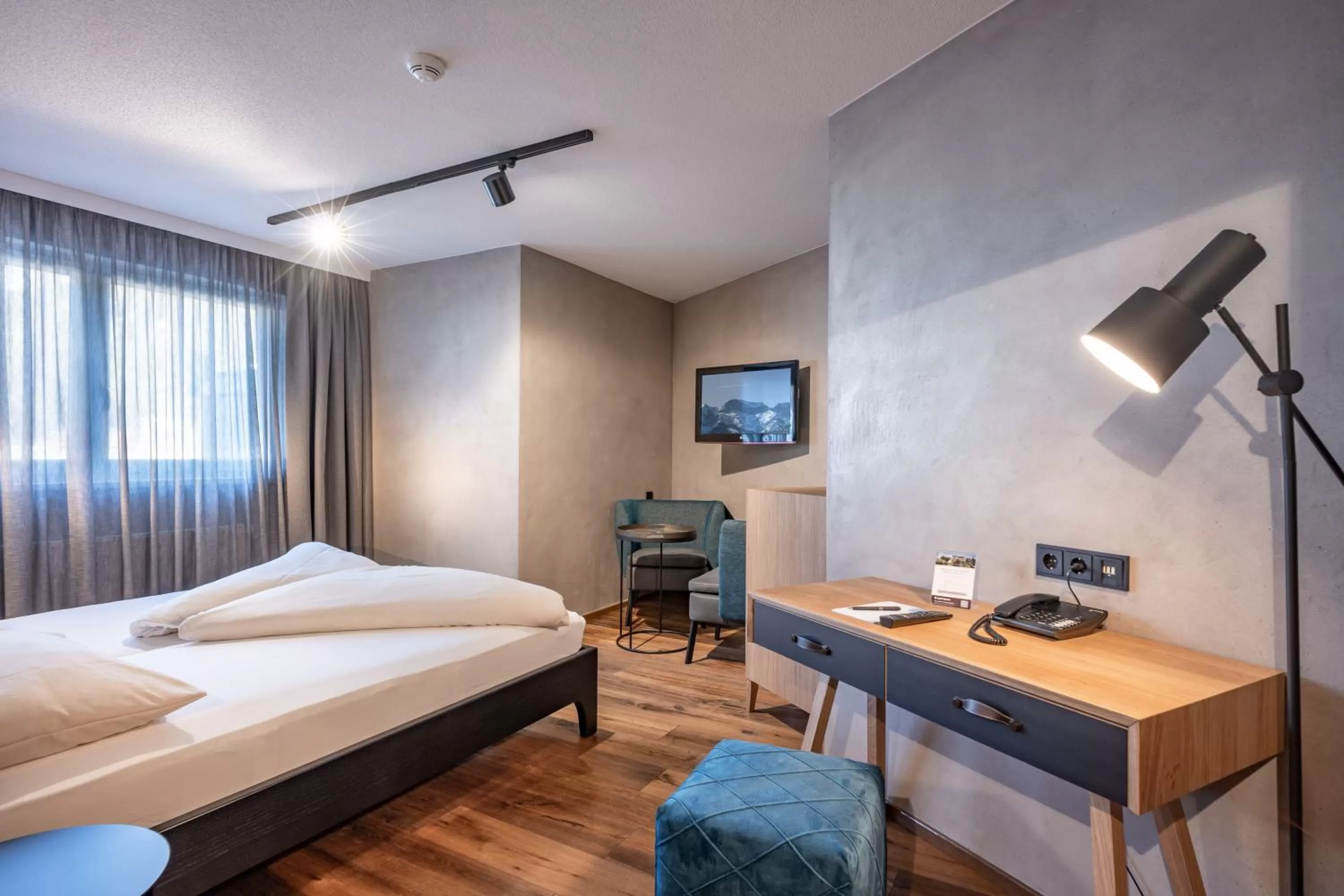 Photo of the whole room, Bed in Familienparadies Sporthotel Achensee - FAMILIES ONLY