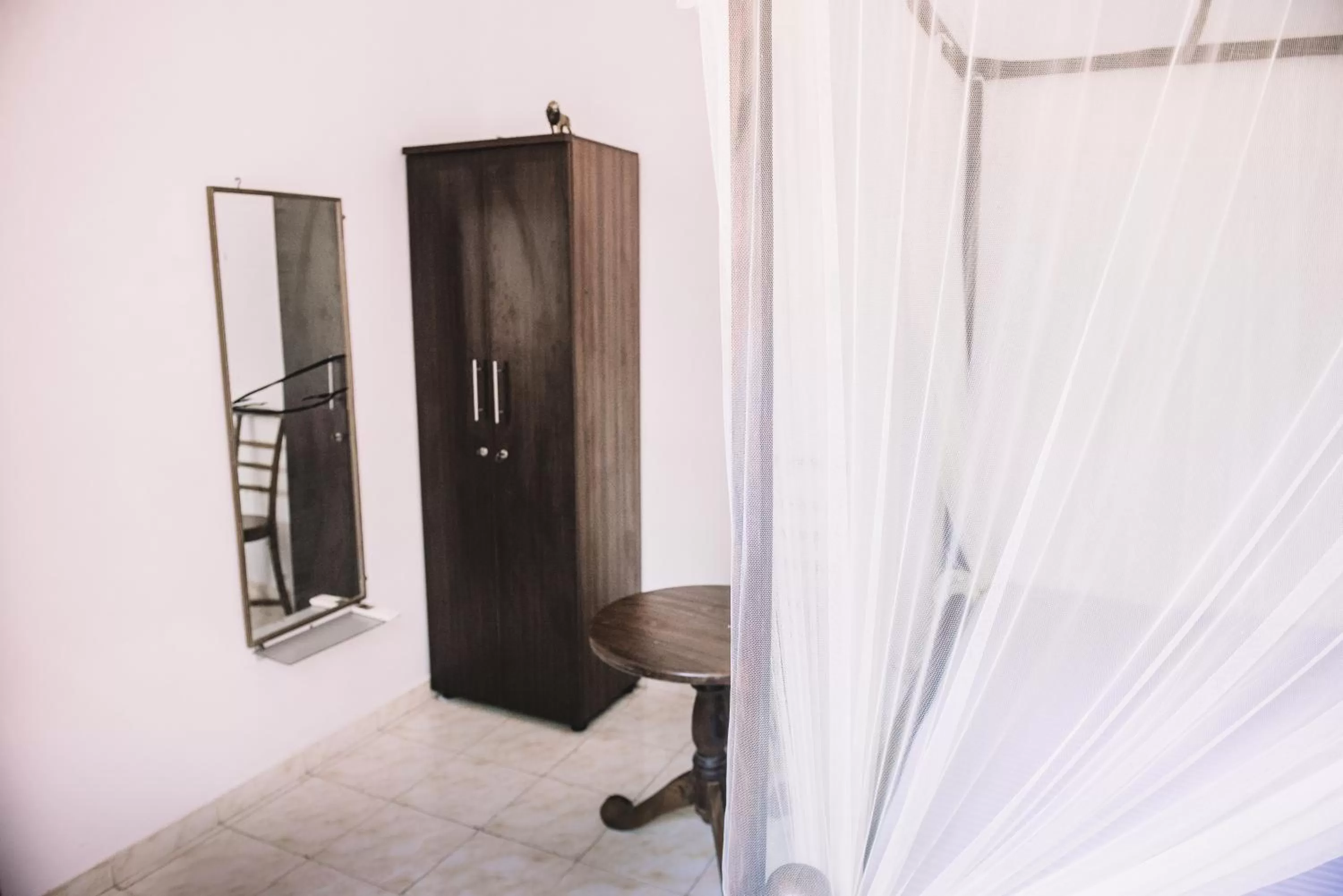 Photo of the whole room, Bed in Kadolana Guest House