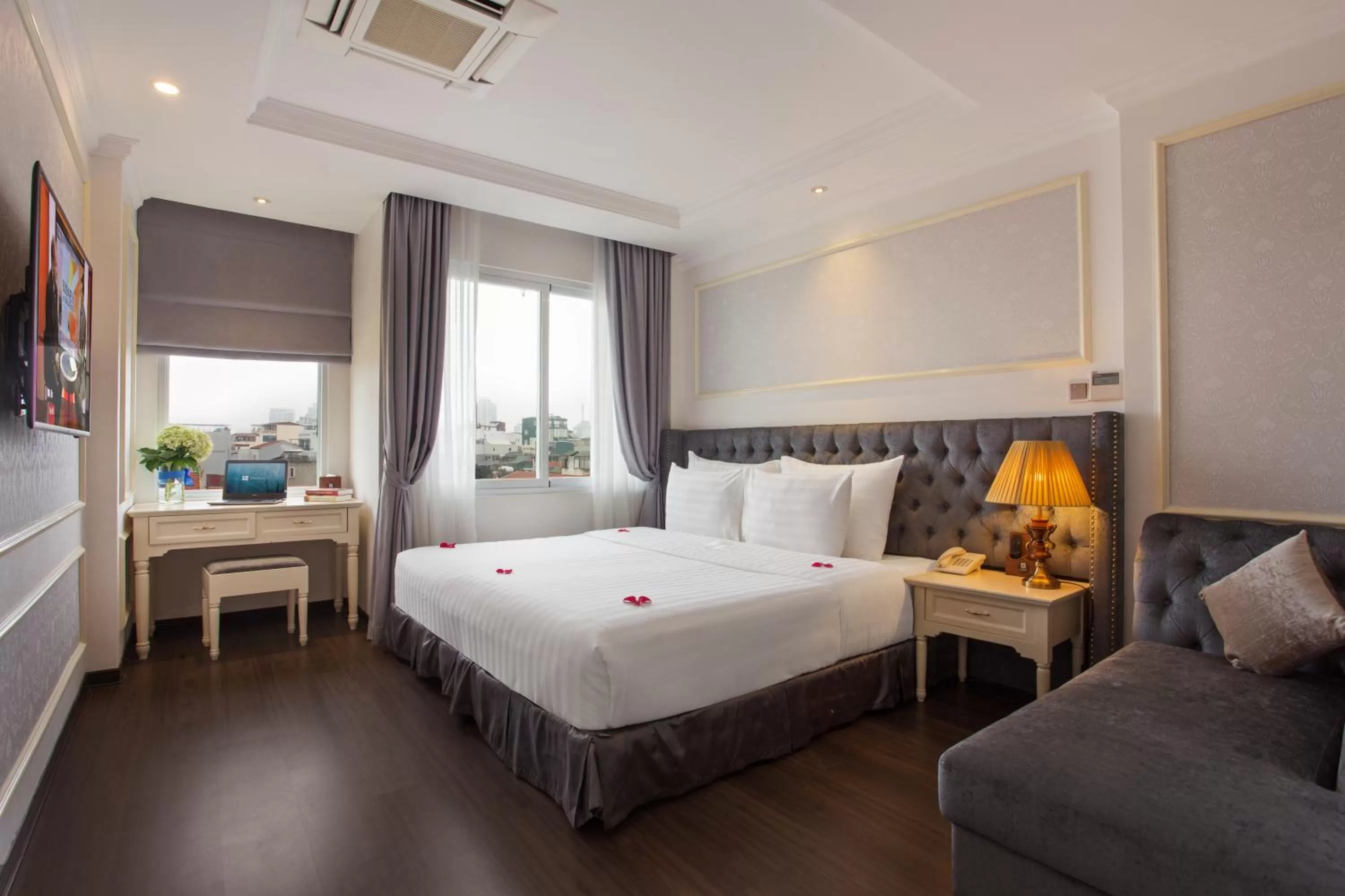 Property building, Bed in Luxury Old Quarter Hotel & Gym