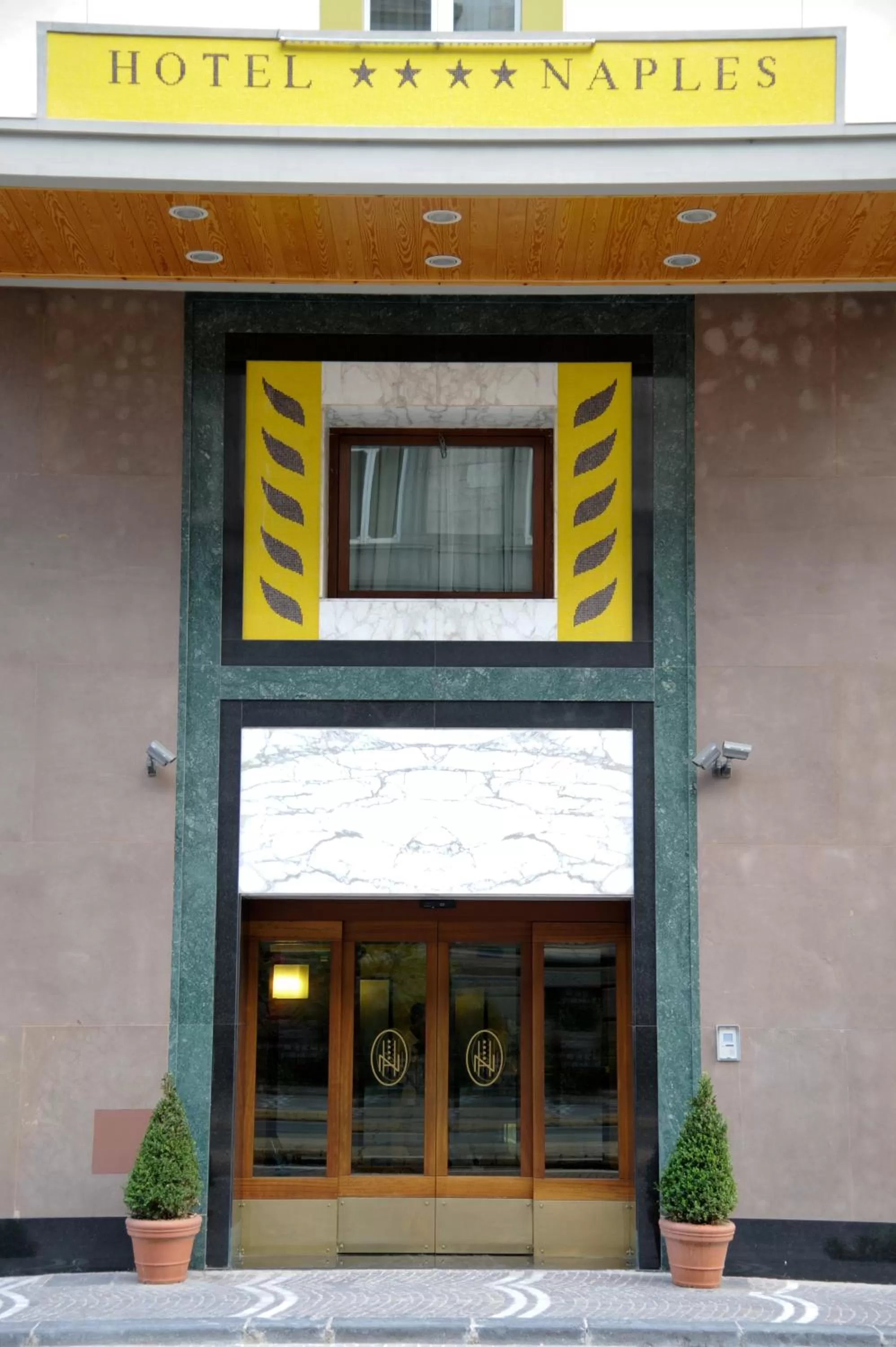 Facade/entrance in Hotel Naples