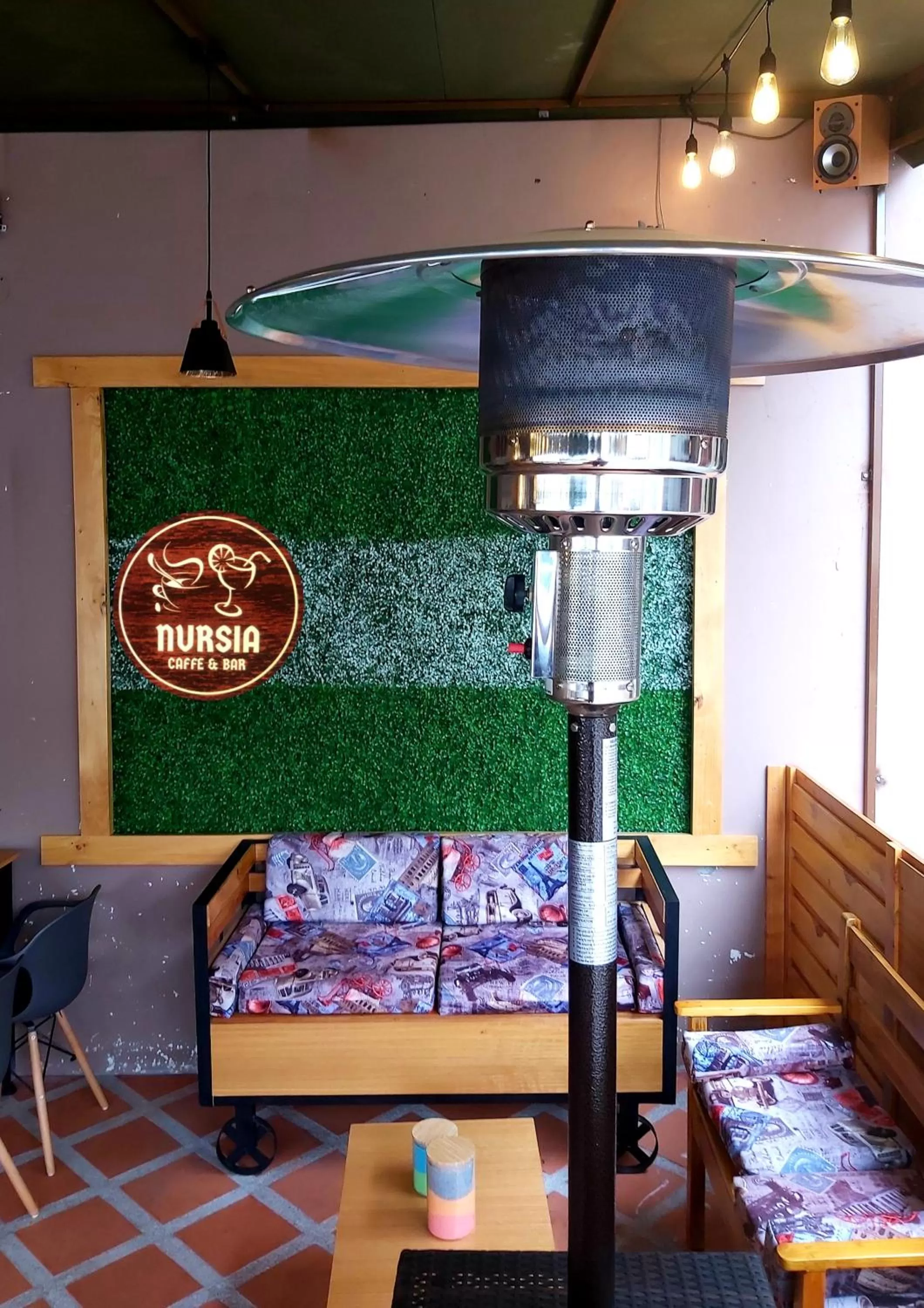 Restaurant/places to eat in Casa San Benito Hospedaje