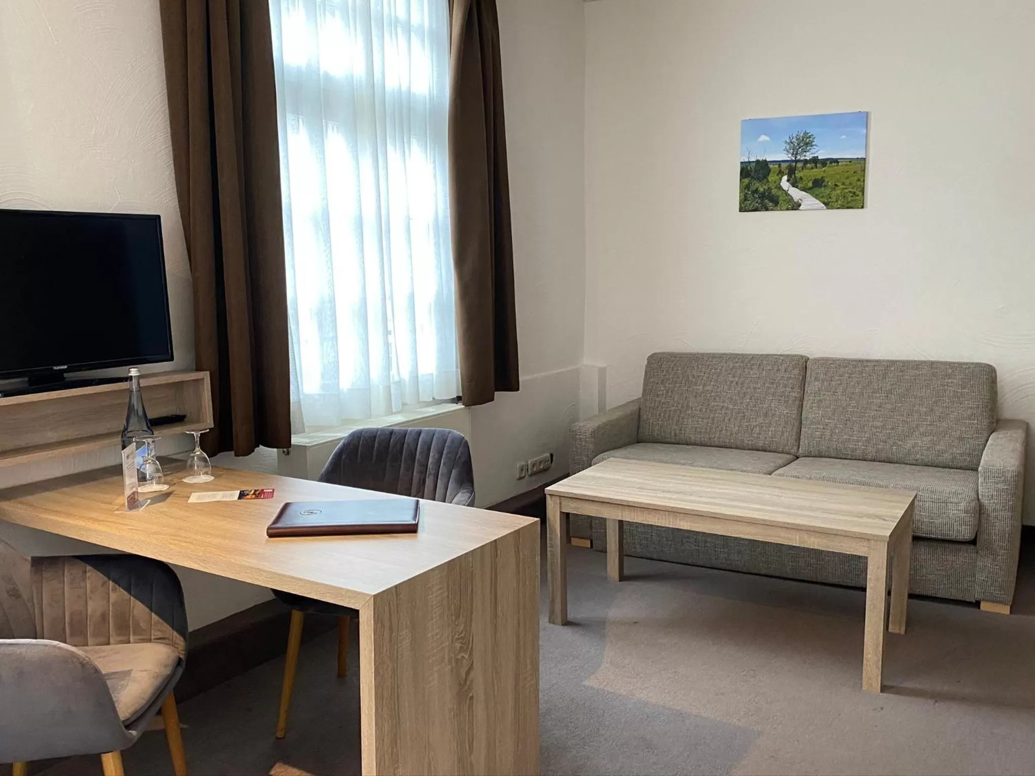 Horchem Hotel-Restaurant-Café-Bar