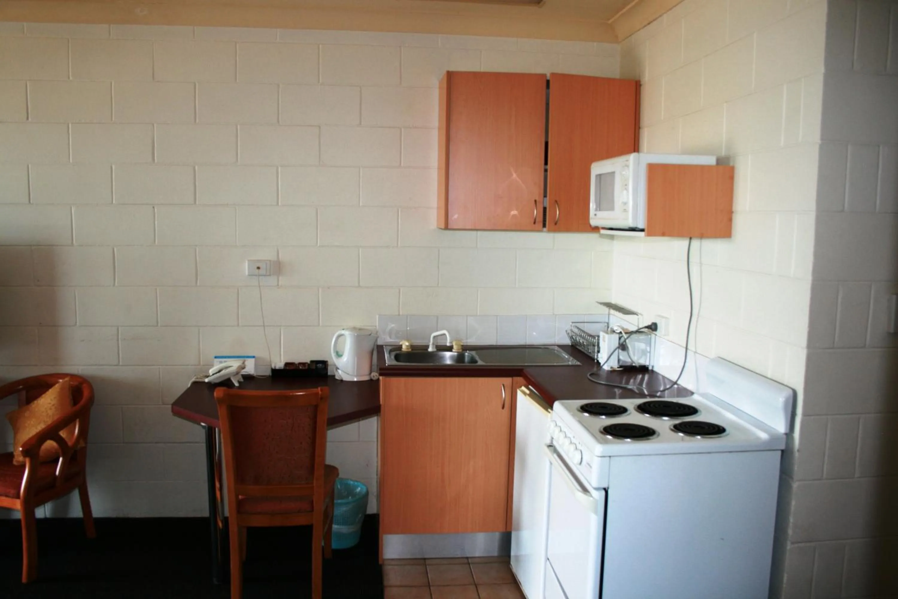 Kitchen or kitchenette in Luma Luma Holiday Apartments
