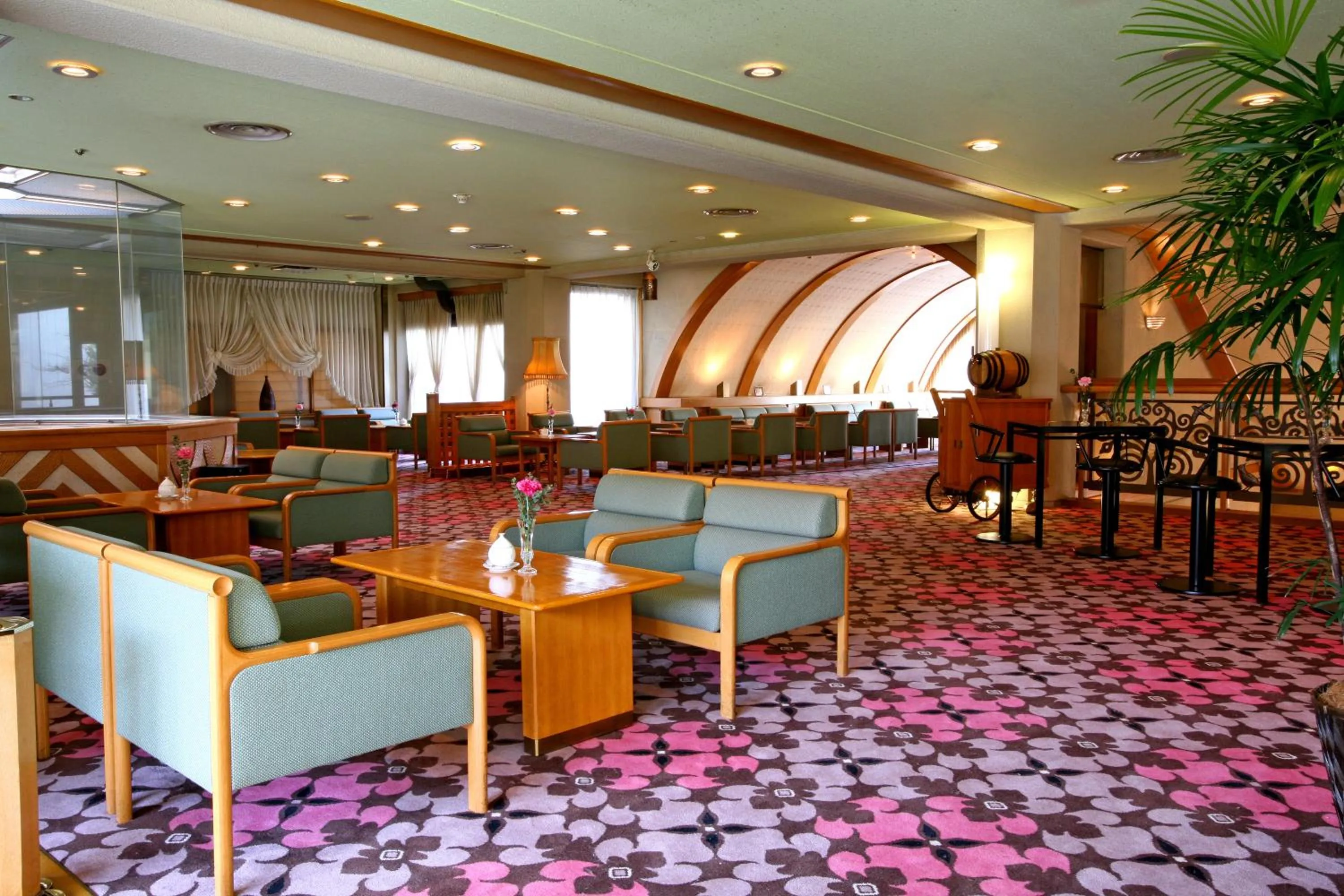 Restaurant/places to eat in Senri Hankyu Hotel Osaka