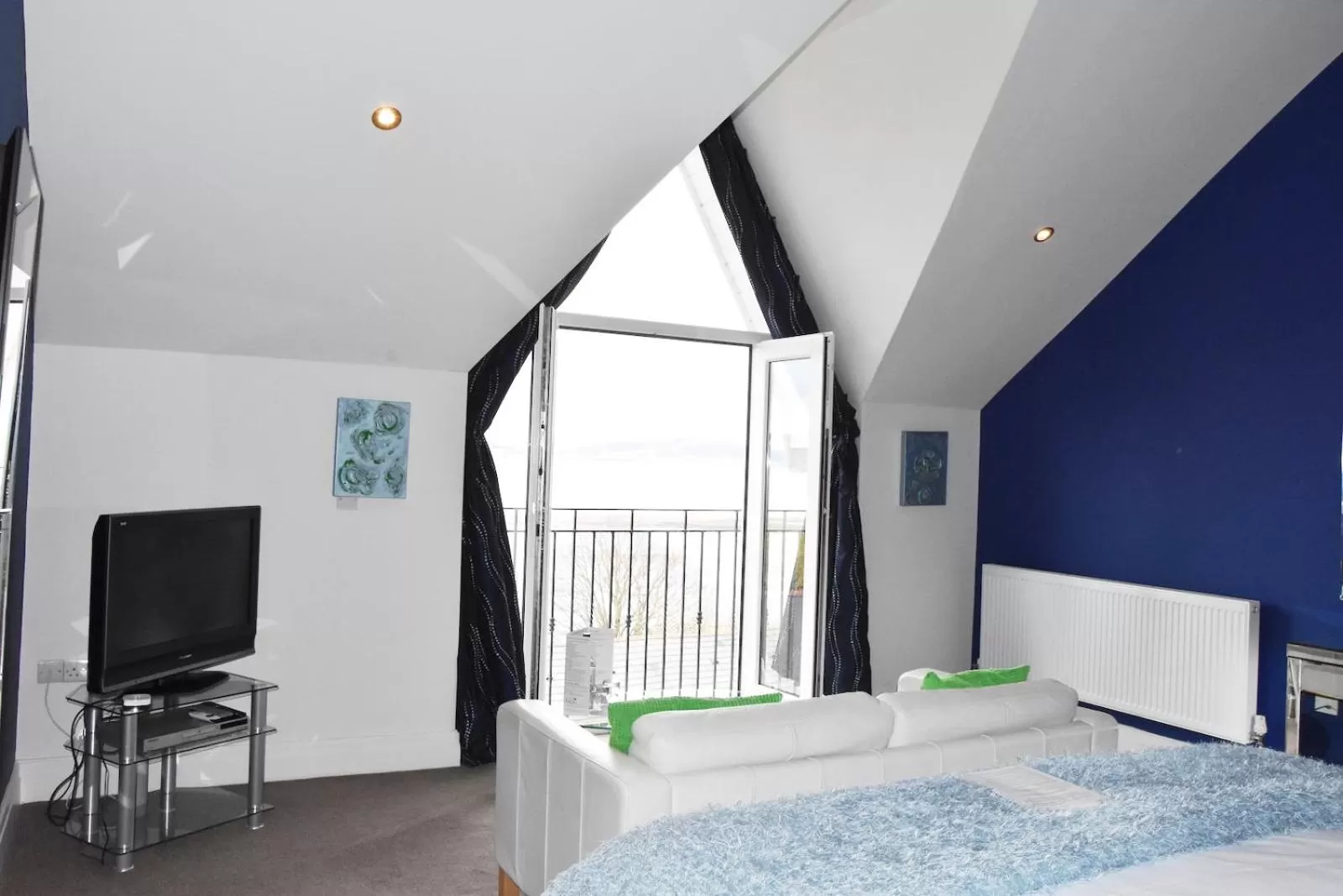 View (from property/room), Bed in Patricks Boathouse