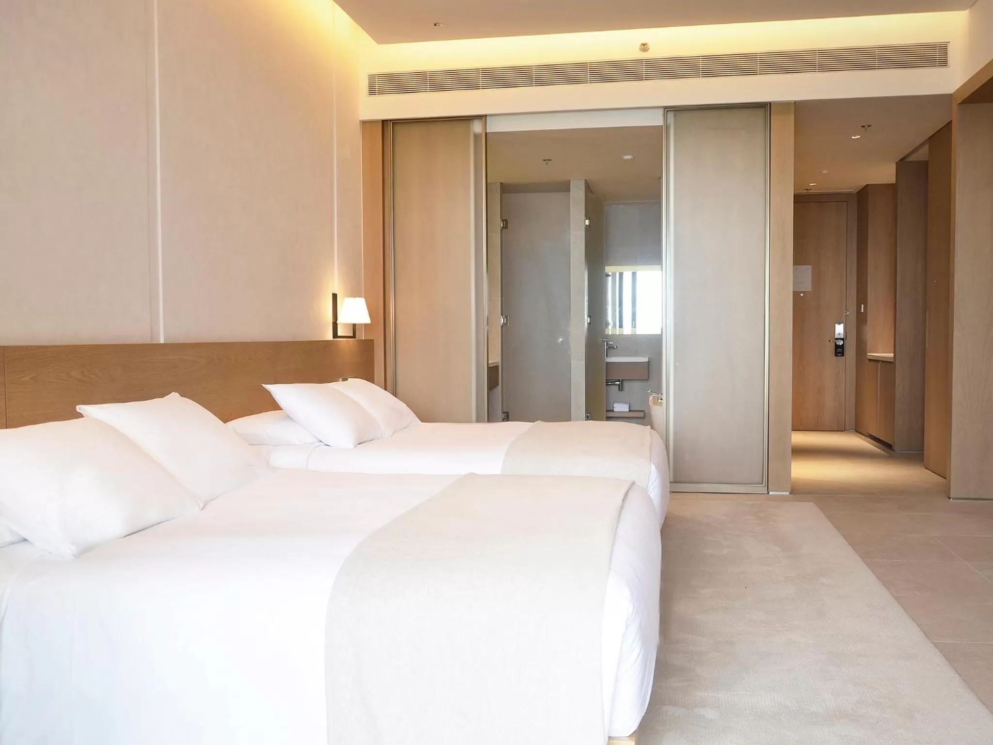 Photo of the whole room, Bed in The Sanya EDITION