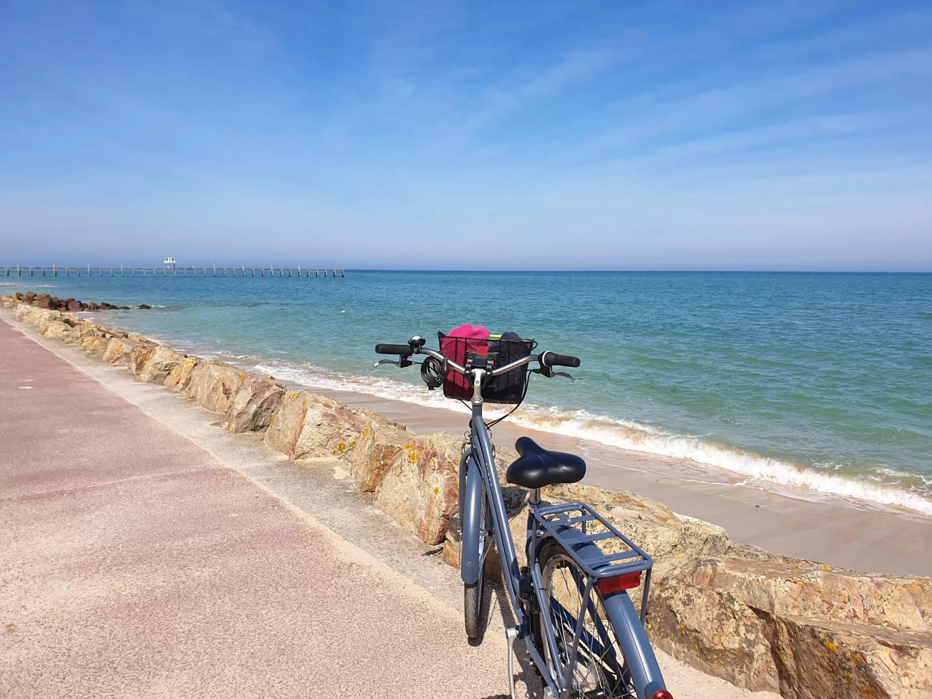 Beach in LA MAISON DE NACRE