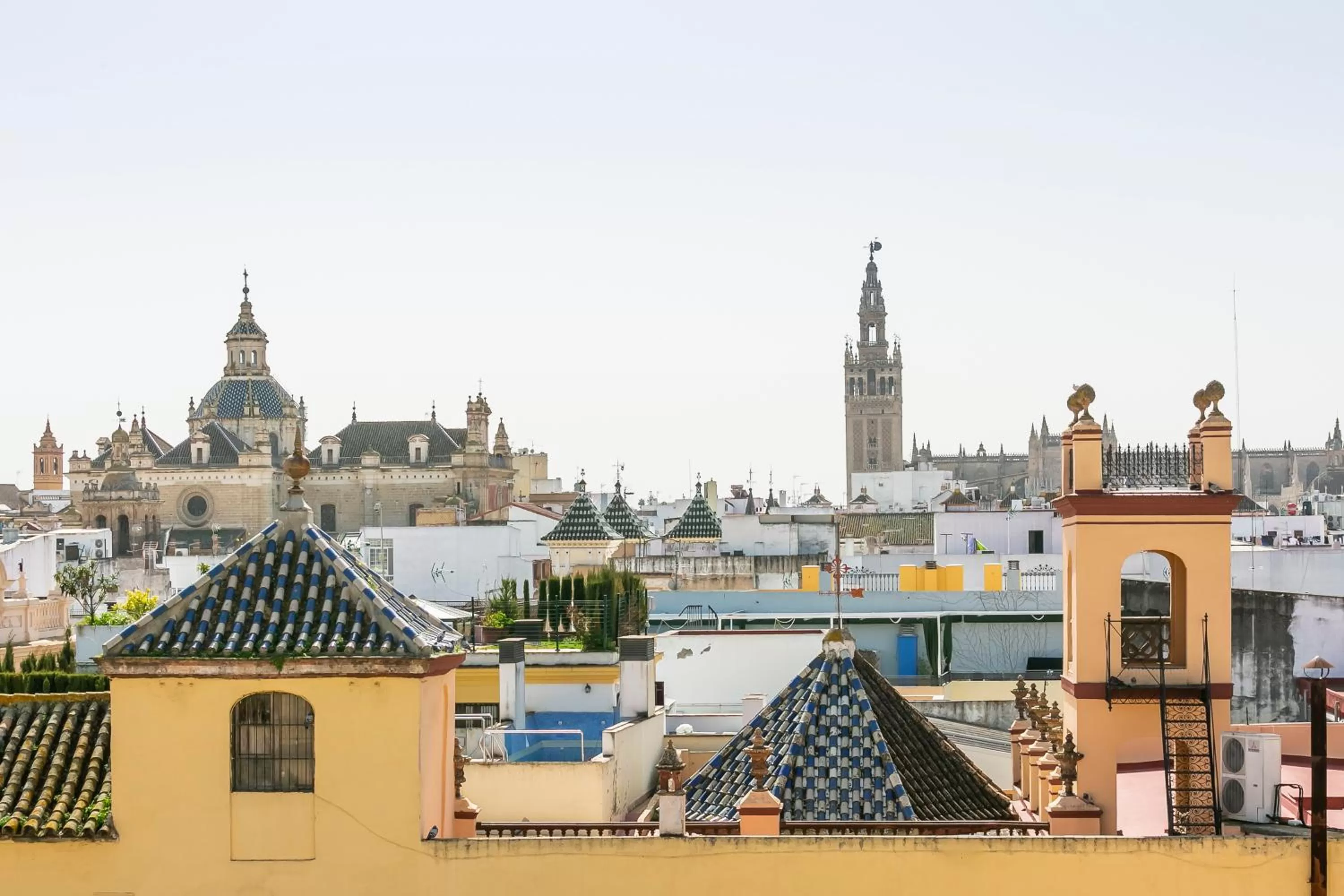 City view in Aquitania Home Suites