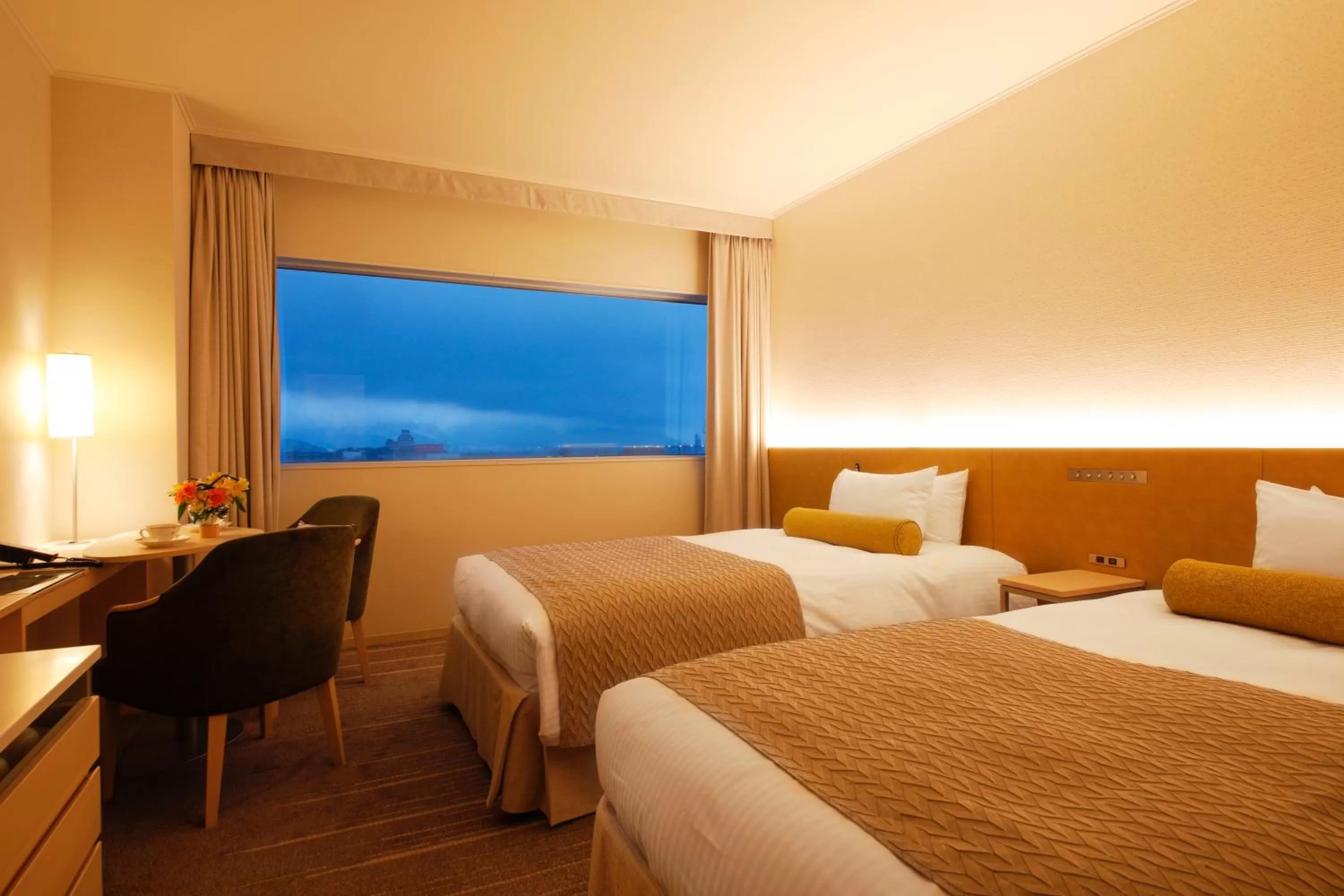 Bedroom, Bed in Hotel Nikko Himeji